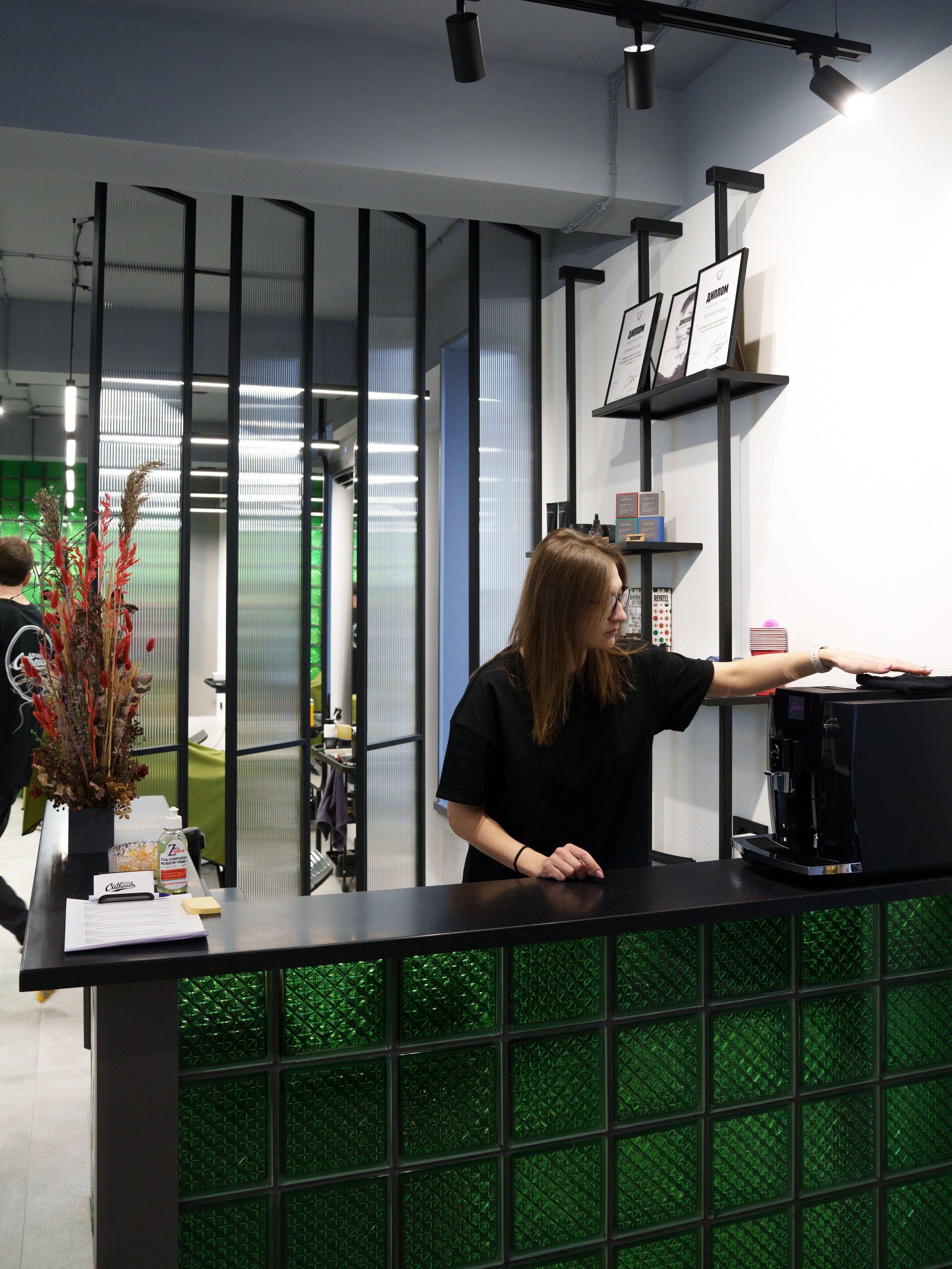 Барбершоп. Иван Упоров — фотограф, рилсмейкер чебоксары