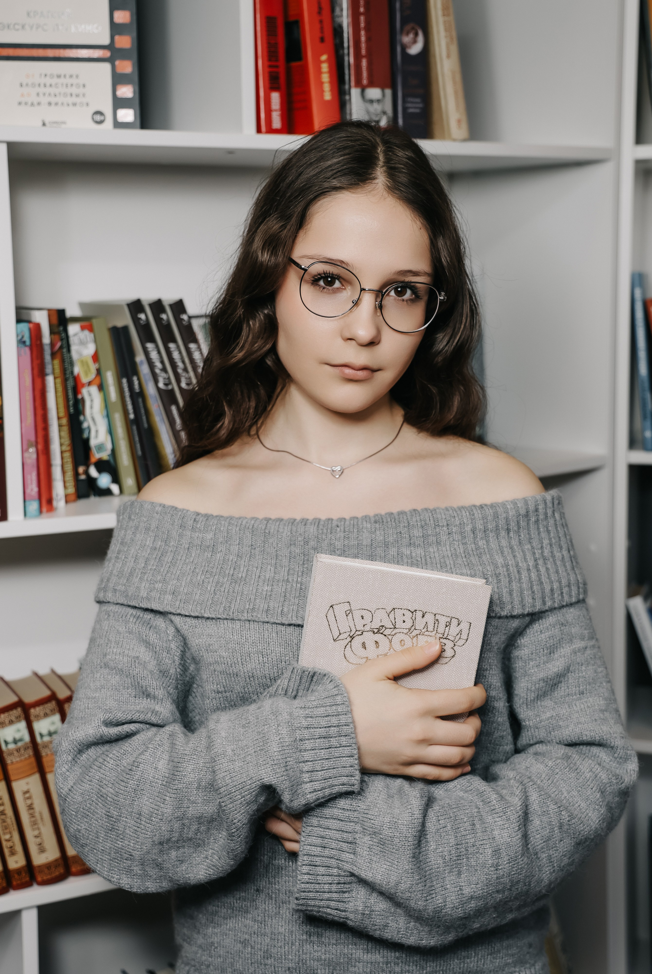 Школьные. Фотограф свадебный, репортажный, индивидуальный, фото для маркетплейсов, брендов, автосалонов