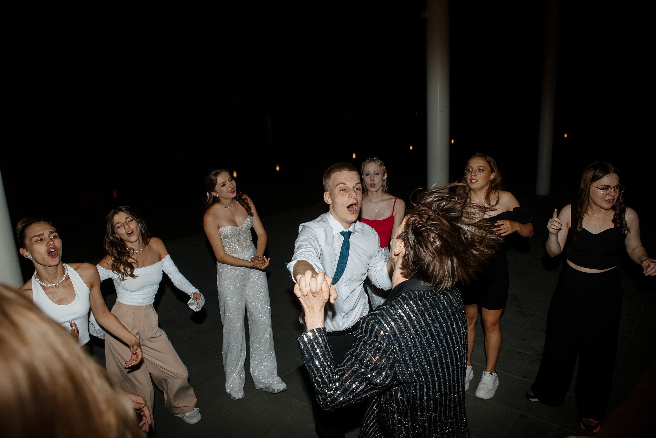 Выпускной Гимназия 12 2024 OpenHouse. Свадебный и портретный Фотограф в Липецке Дмитрий Котюков