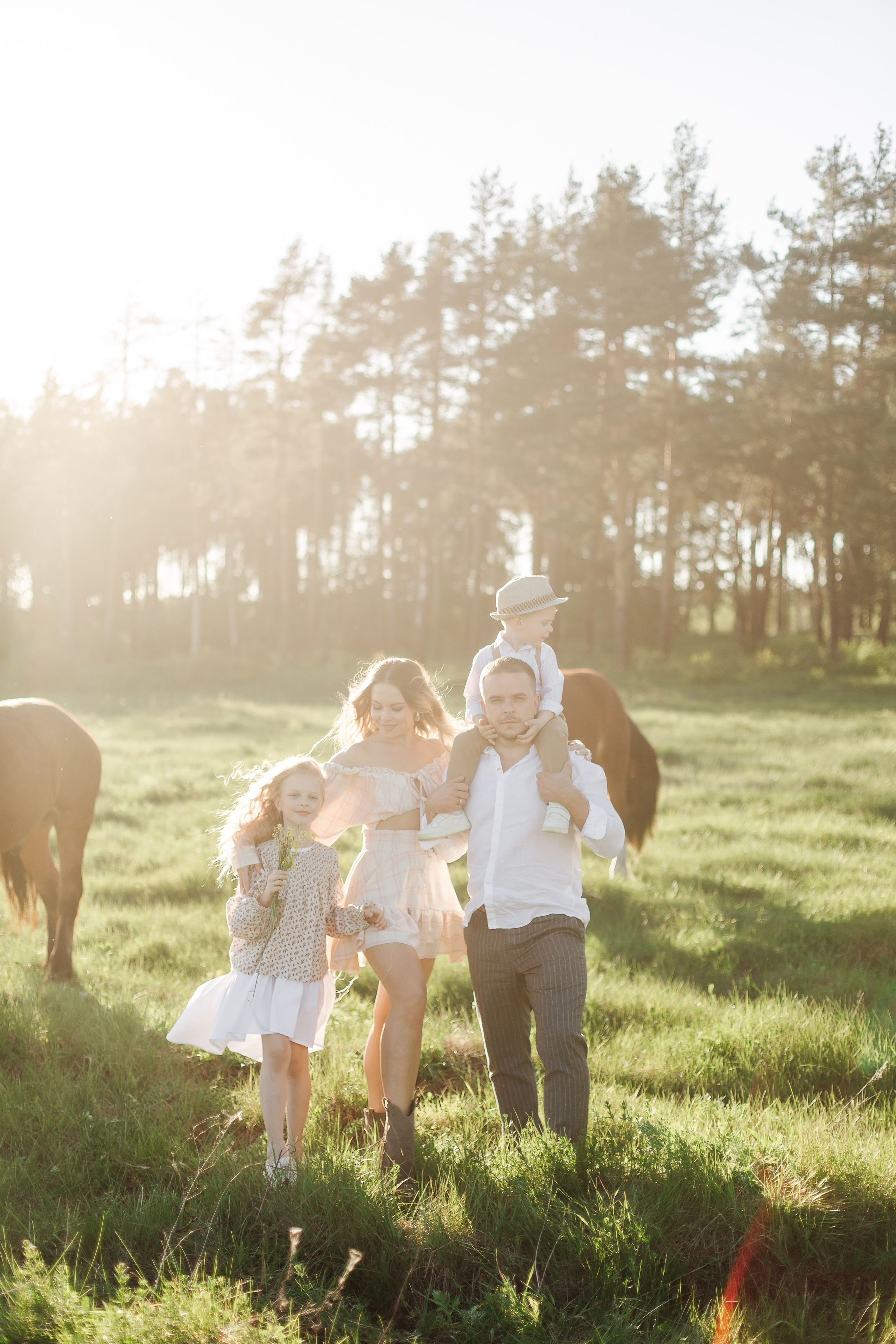 Ольга, Иван, Алёна и Ярослав. Свадебный и семейный фотограф Александра Кос
