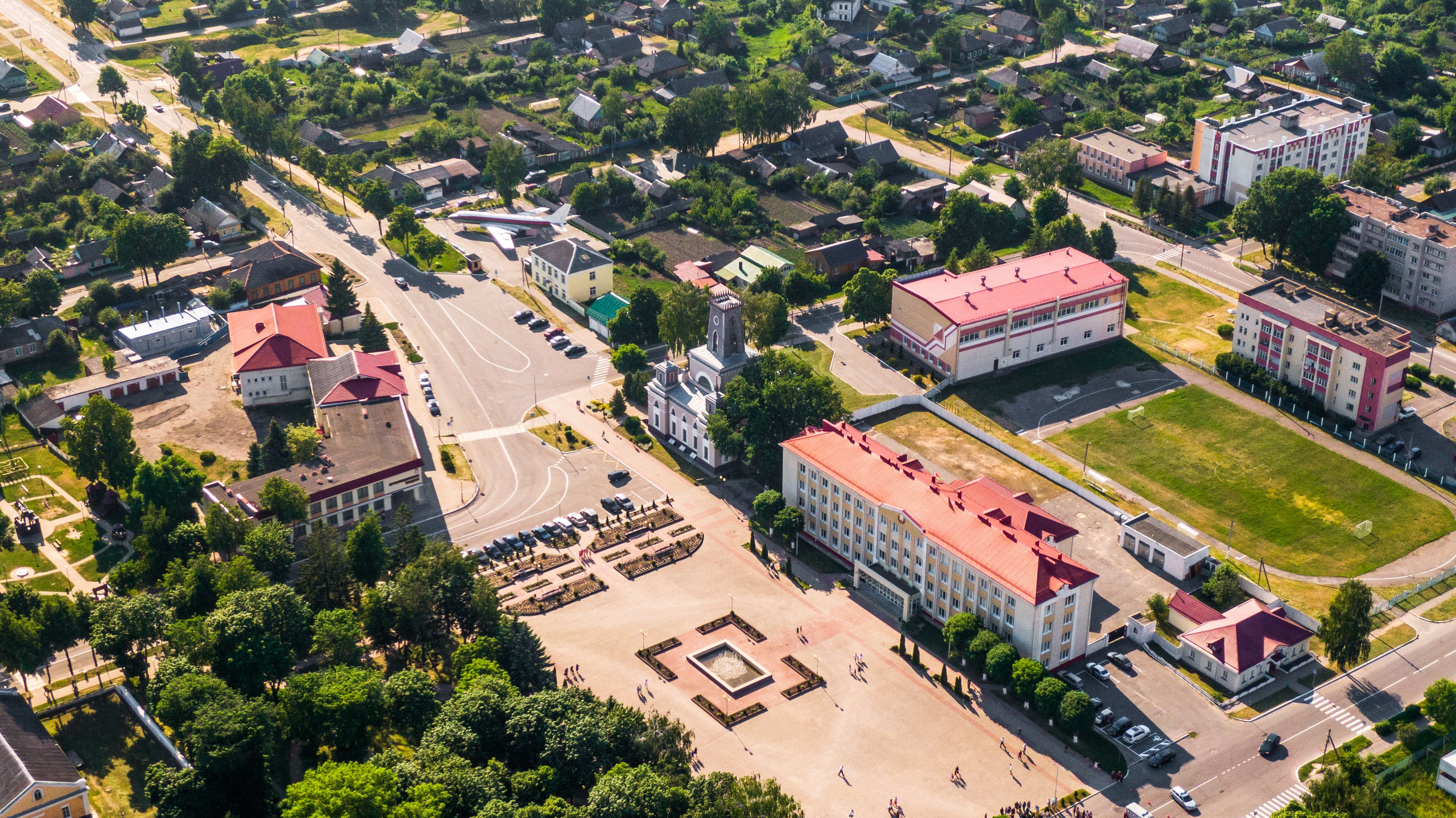 Чечерск с дрона. Роман Свободный — интерьерная и архитектурная съёмка, Москва и МО