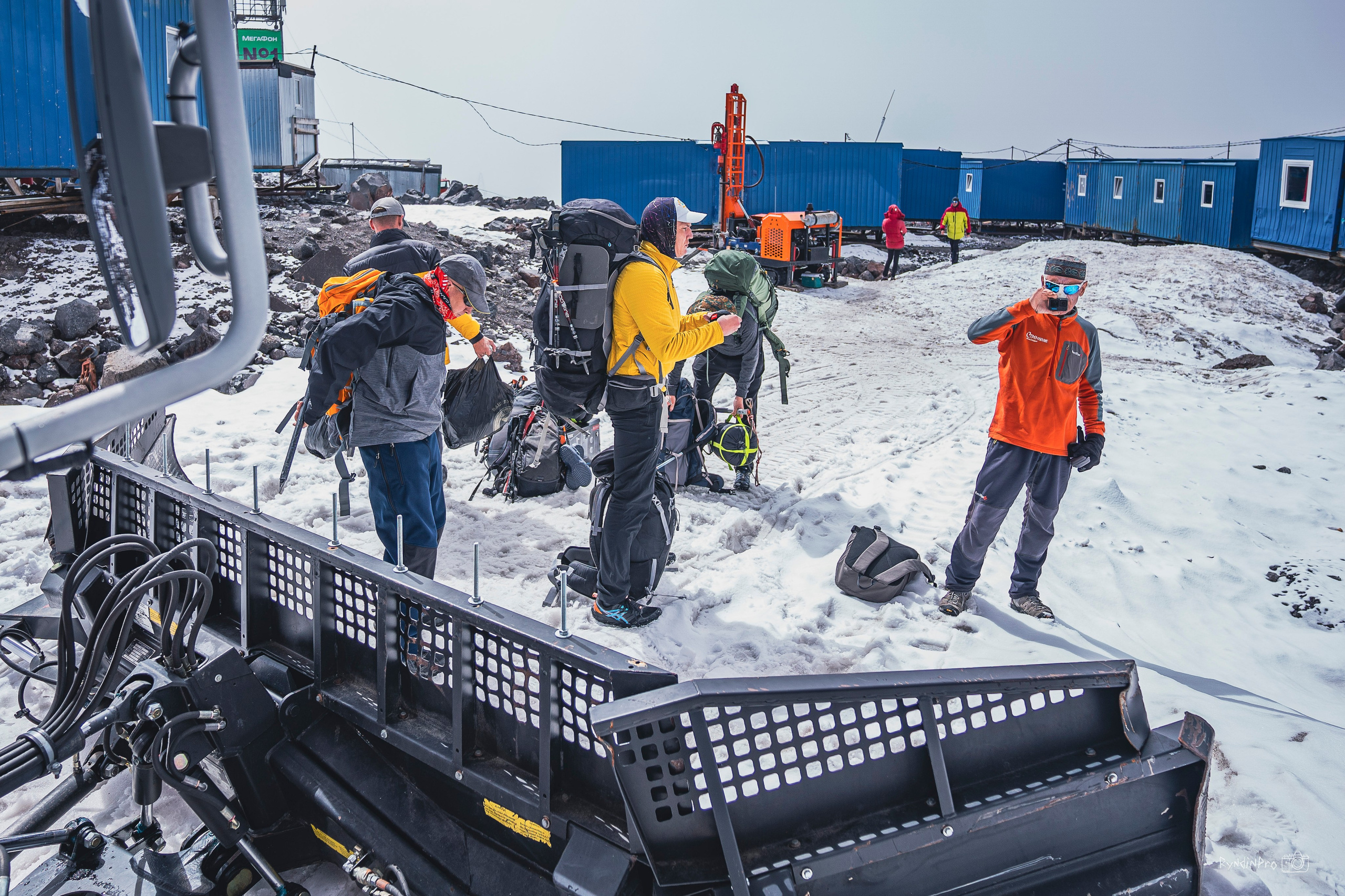 Восхождение на Эльбрус 26 августа 2023 Стремление. Репортажный фотограф в Краснодаре Рындин Дмитрий