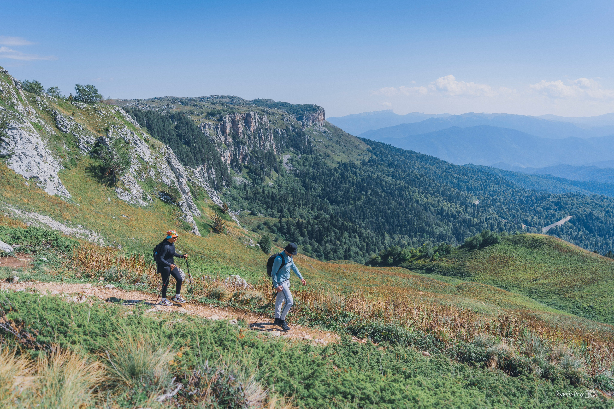 Поход на Оштен с командой Мадьяр 10.09.24. Репортажный фотограф в Краснодаре Рындин Дмитрий