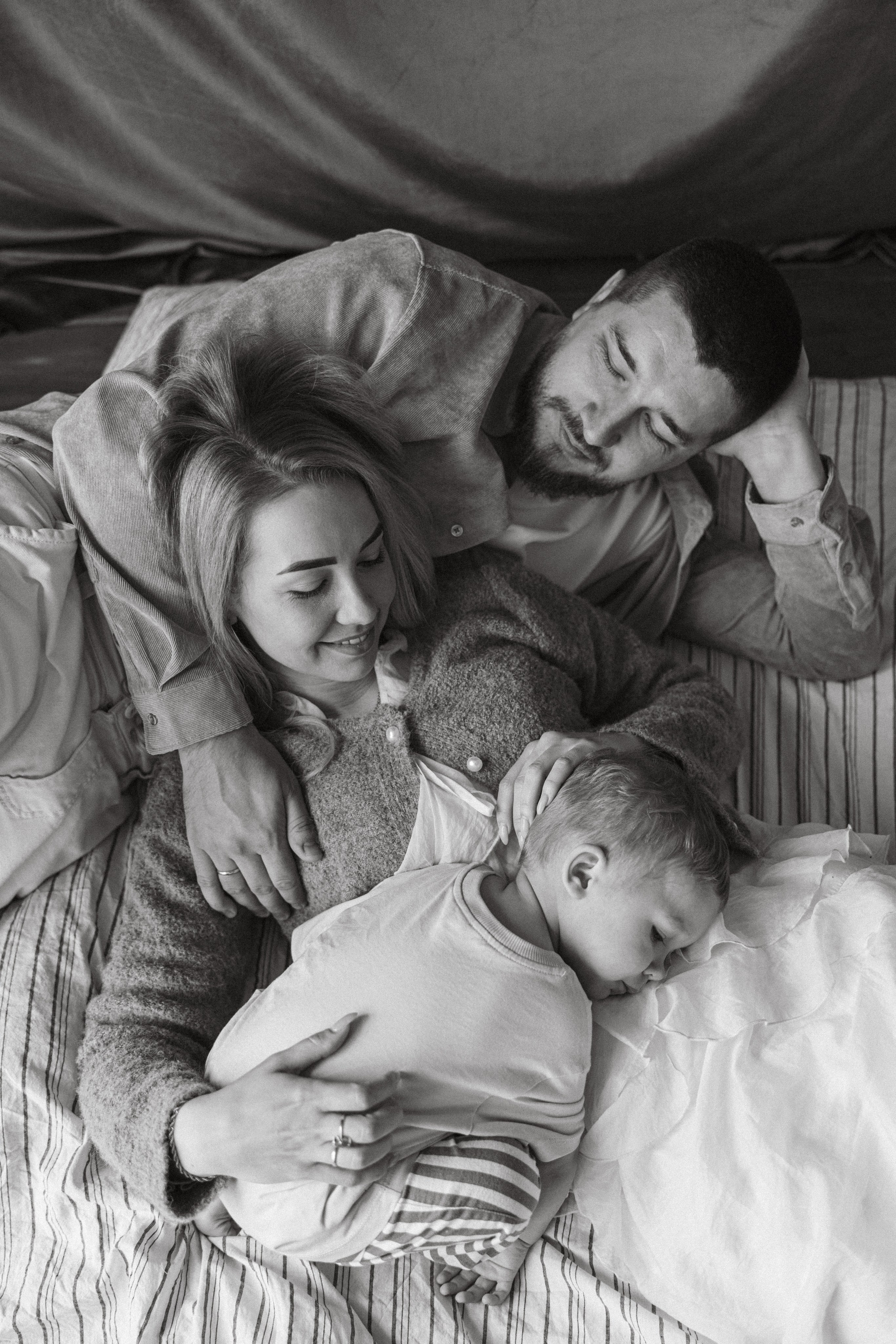 Семейная фотосессия в фотостудии «Mestone», город Краснодар. Семейный и детский фотограф в Краснодаре Анна Трашкова