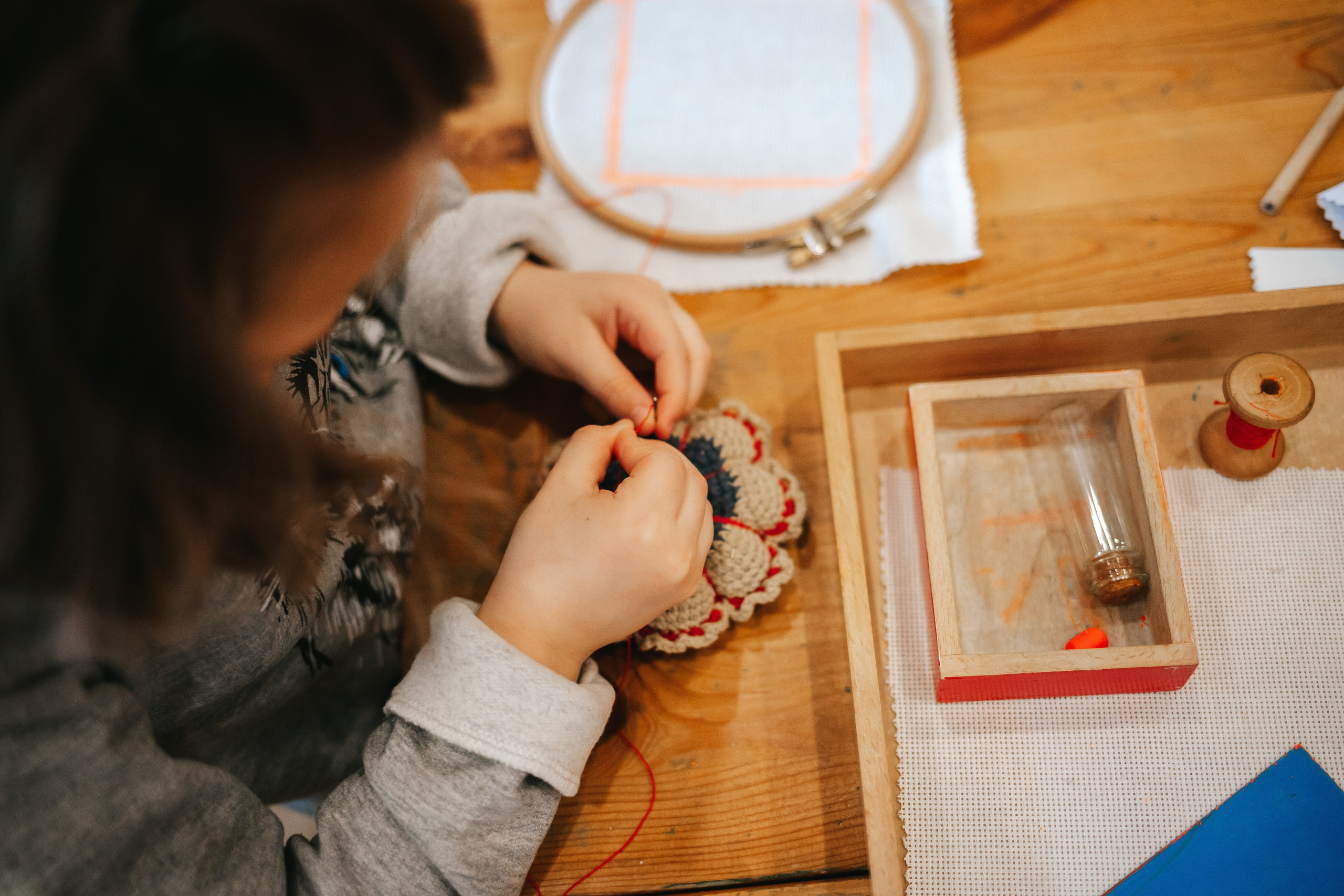 8 марта в Монтессори-саду. Семейный lifestyle фотограф в Санкт-Петербурге Людмила Пахомова