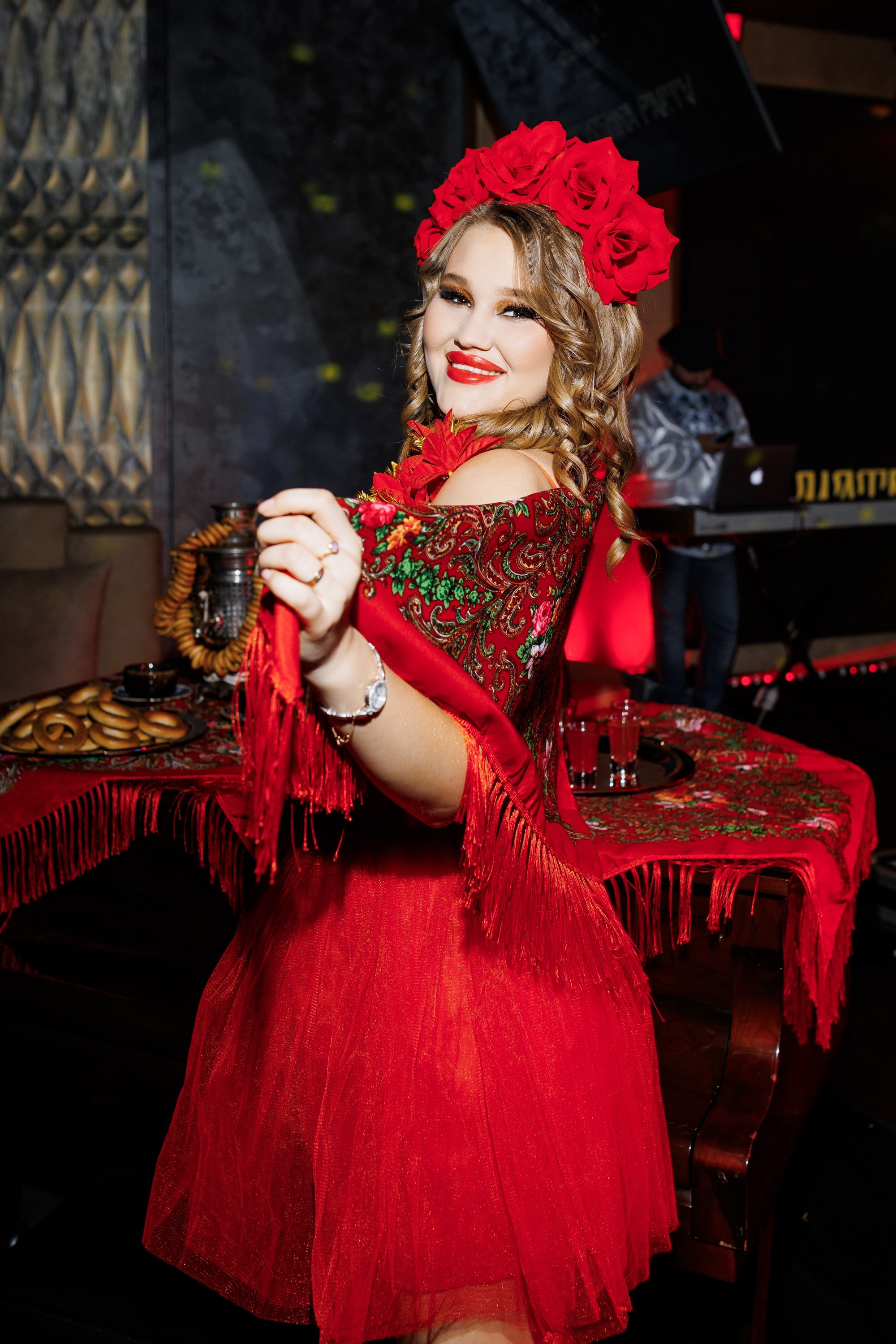 | Главная Сцена | MATRYOSHKA. Главная