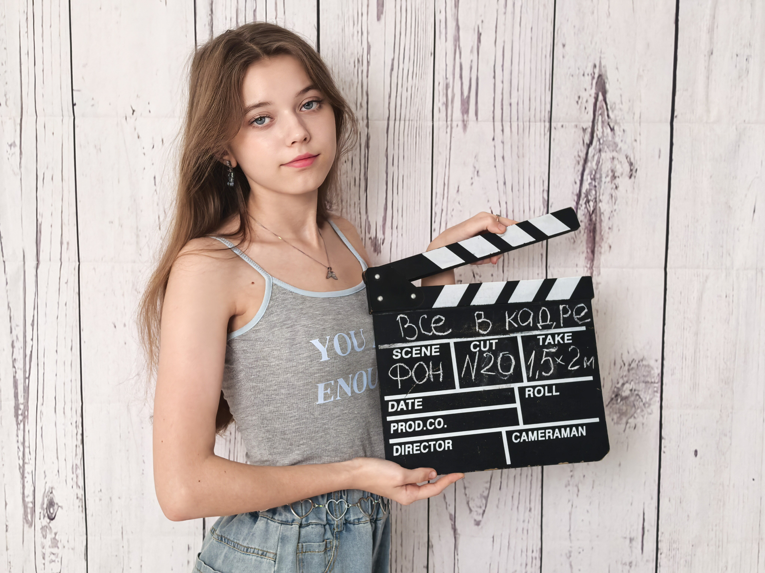 ИНТЕРЬЕРНЫЙ ФОТОФОН. Выпускные альбомы в Донецке и ДНР. Фотограф Донецк и ДНР