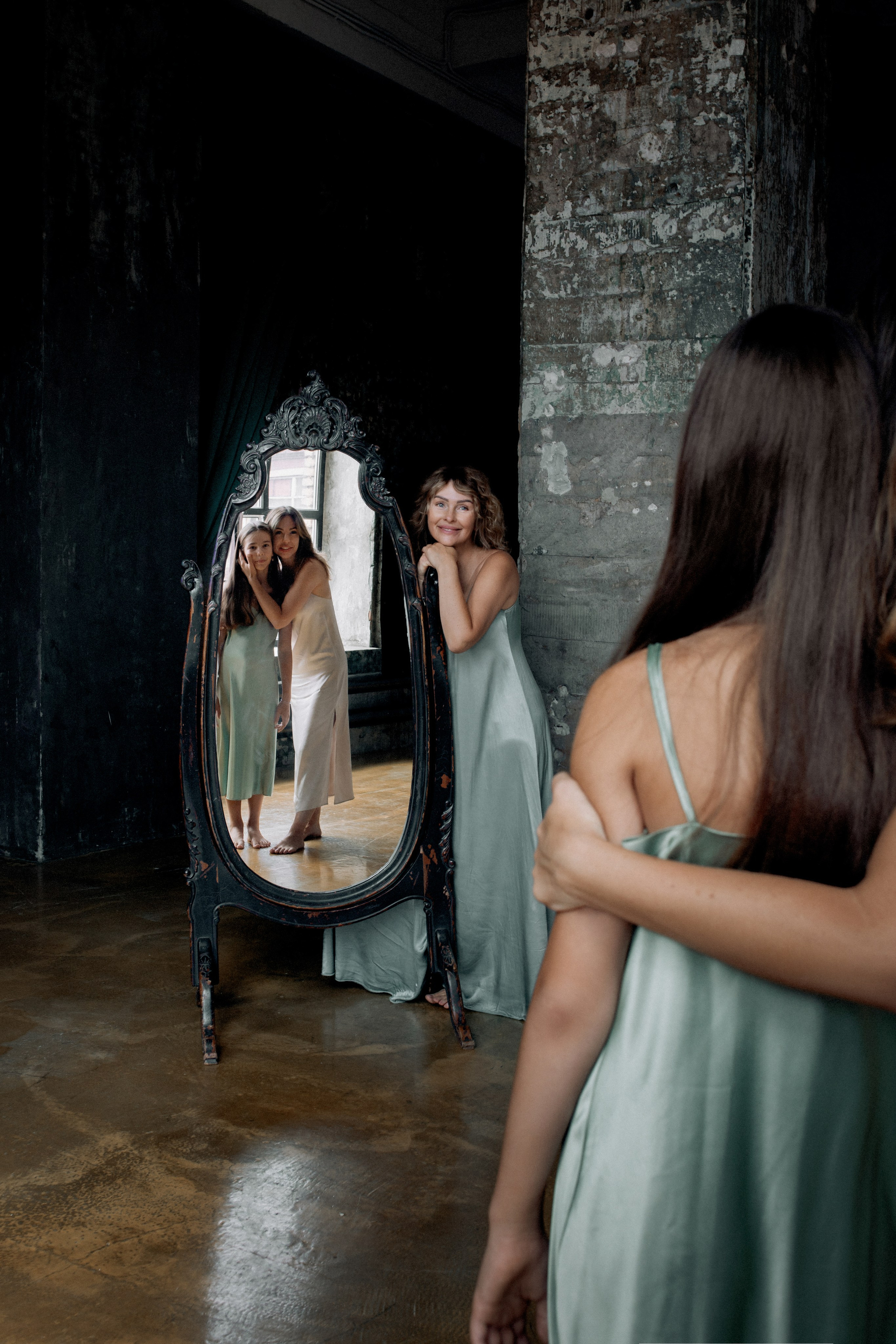 Сила рода. Портретный фотограф в городе Москва — Деляна Мур