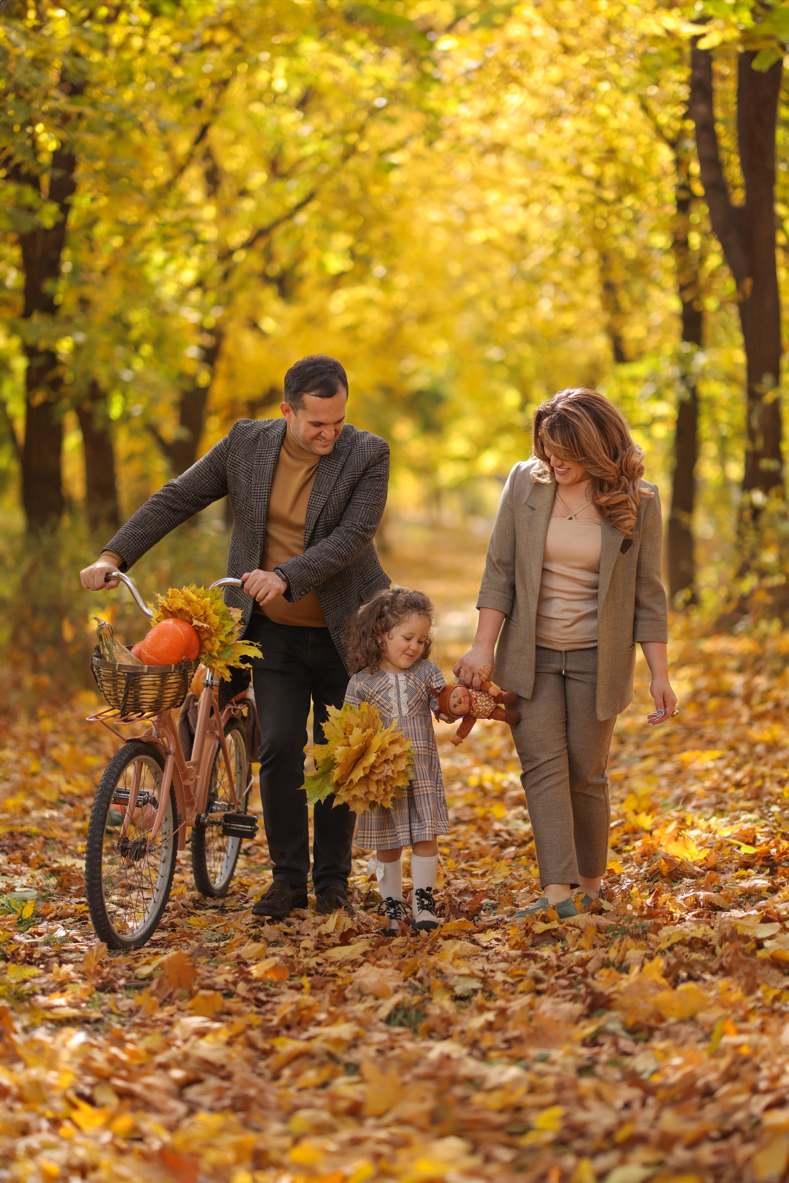 Семейная осенняя фотосессия — Светлана, Аслан и Лора. Анна Бондарева — детский и семейный фотограф, обучение фотографии. Кавказские Минеральные Воды, Пятигорск