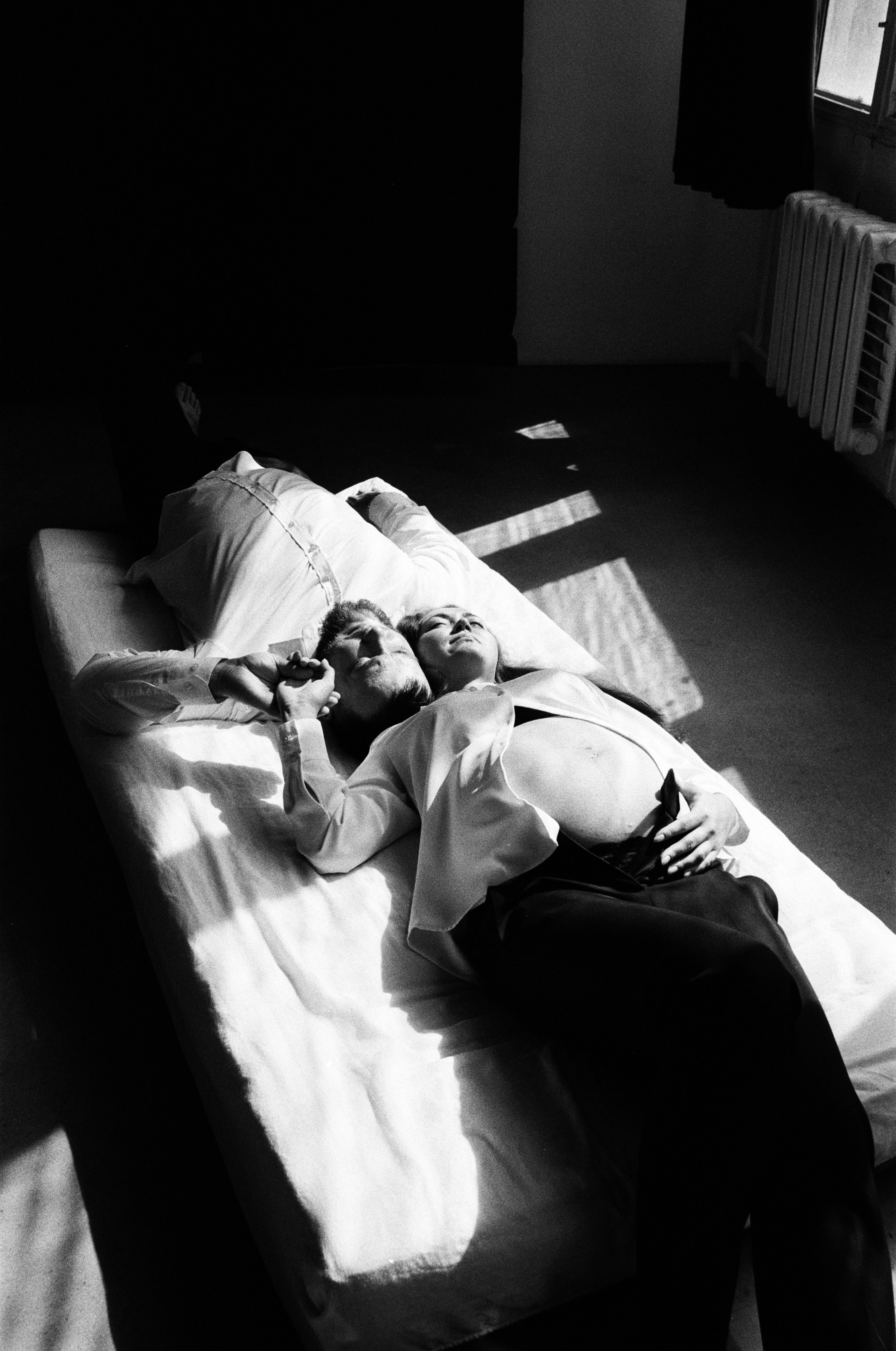 Елена и Герман. Съёмка беременности в студии. Настя Оленченко, портретный/семейный фотограф на цифру и плёнку Москва