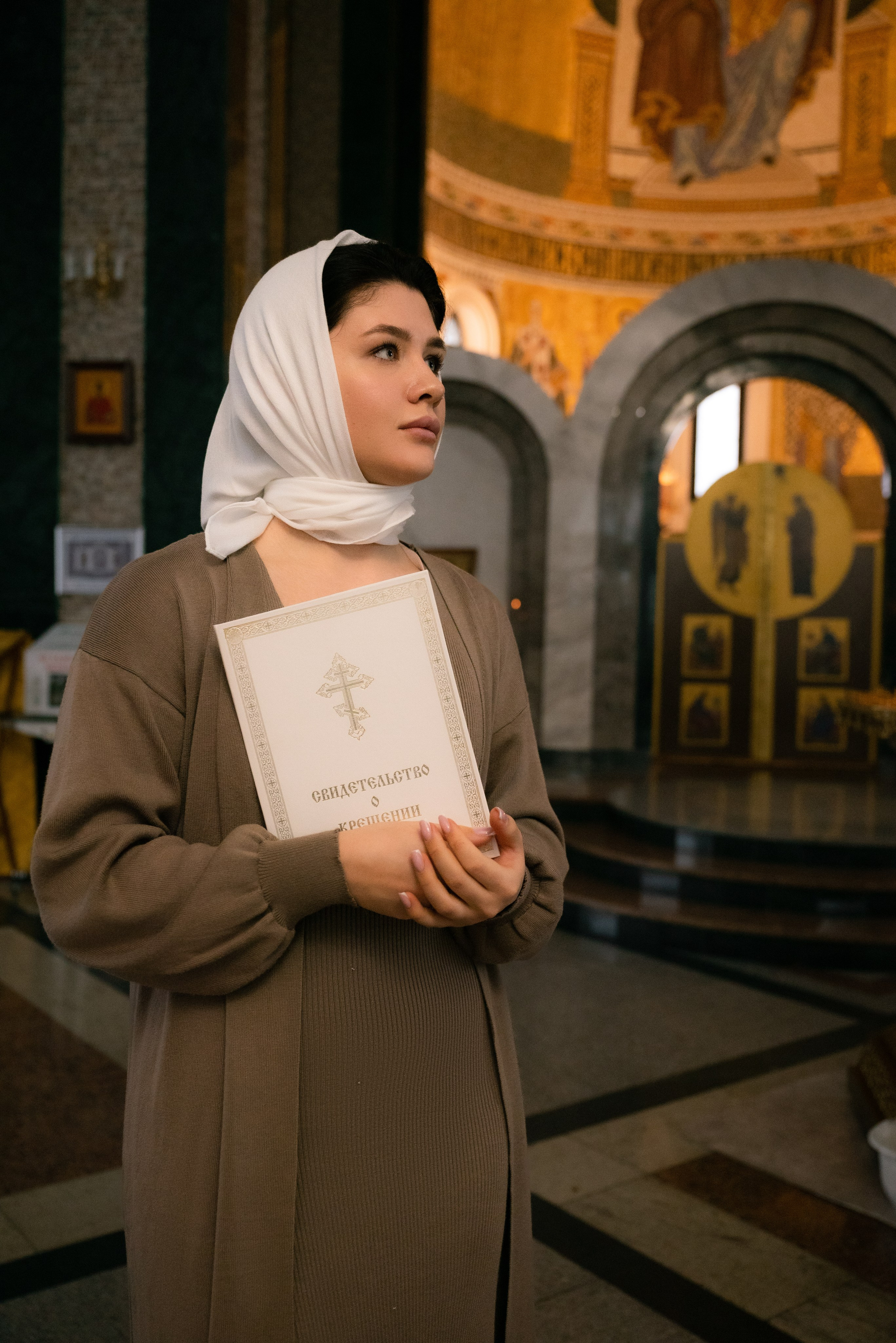 Крещение в Церкви святителя Стефана Пермского в Южном Бутово. Фотограф Ксения Огородова портфолио