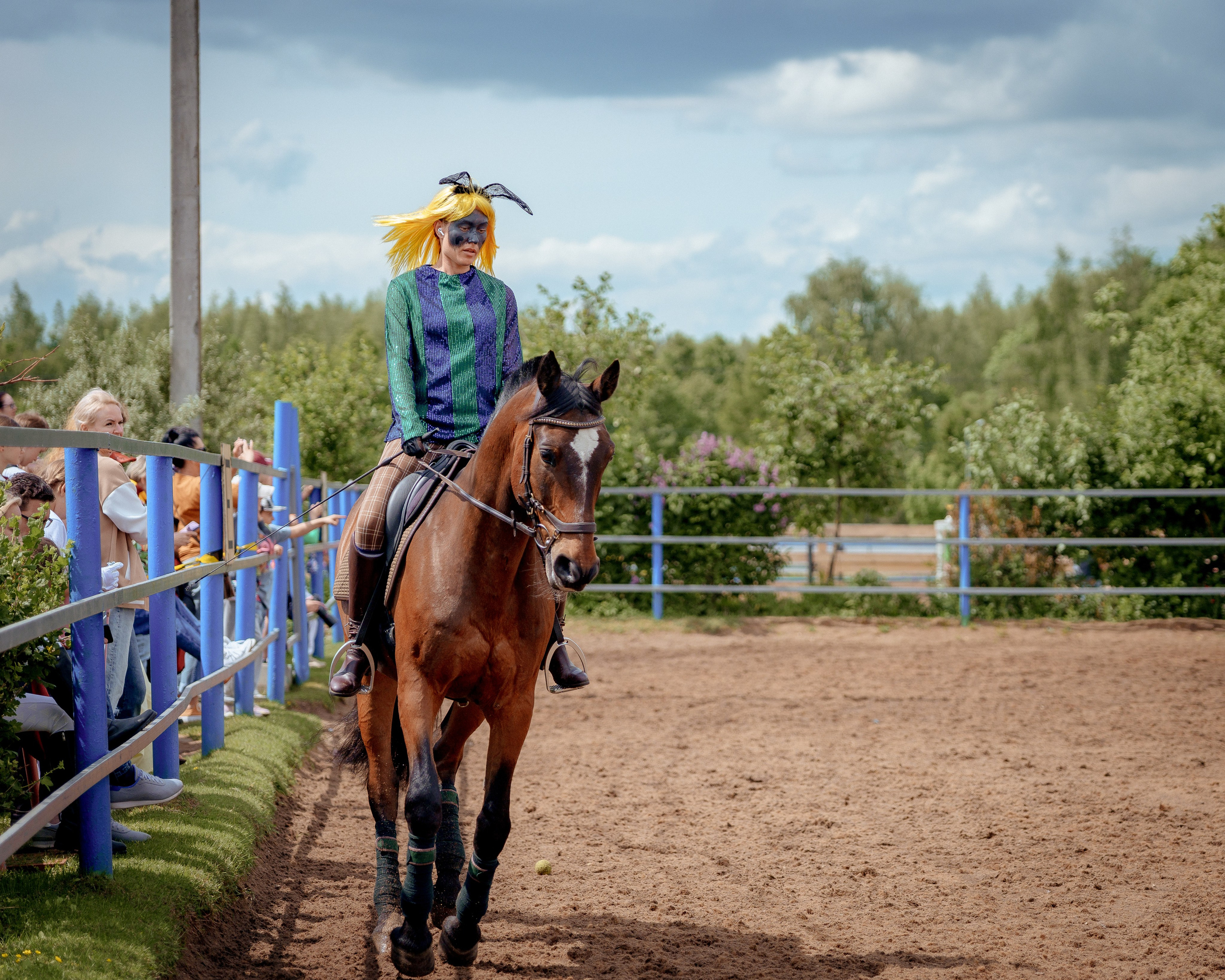 Конный клуб Горки. Портретный и семейный фотограф в Москве/Видное
