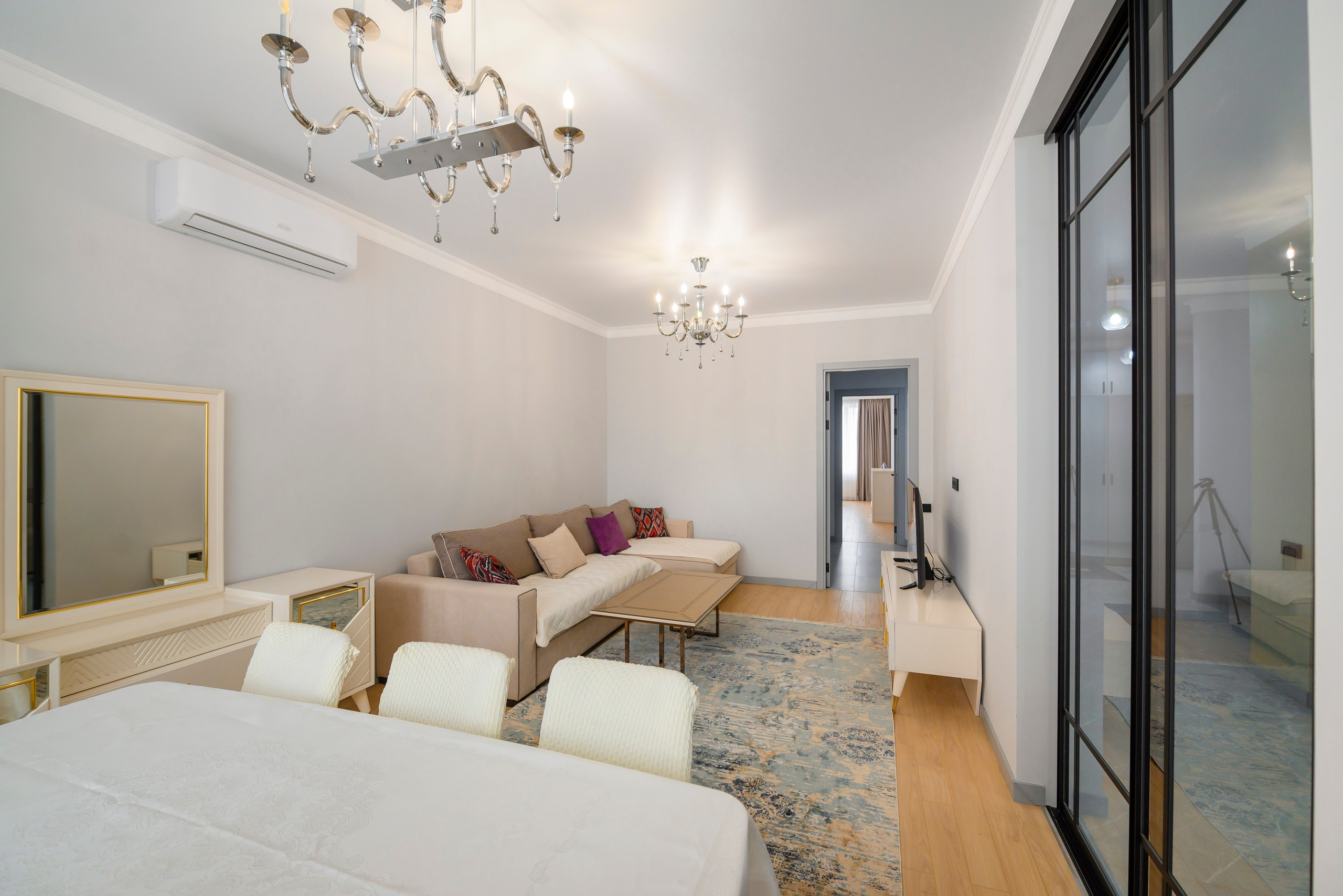 Продажа квартиры в ЖК Metropole. Интерьерный и репортажный фотограф в Алматы