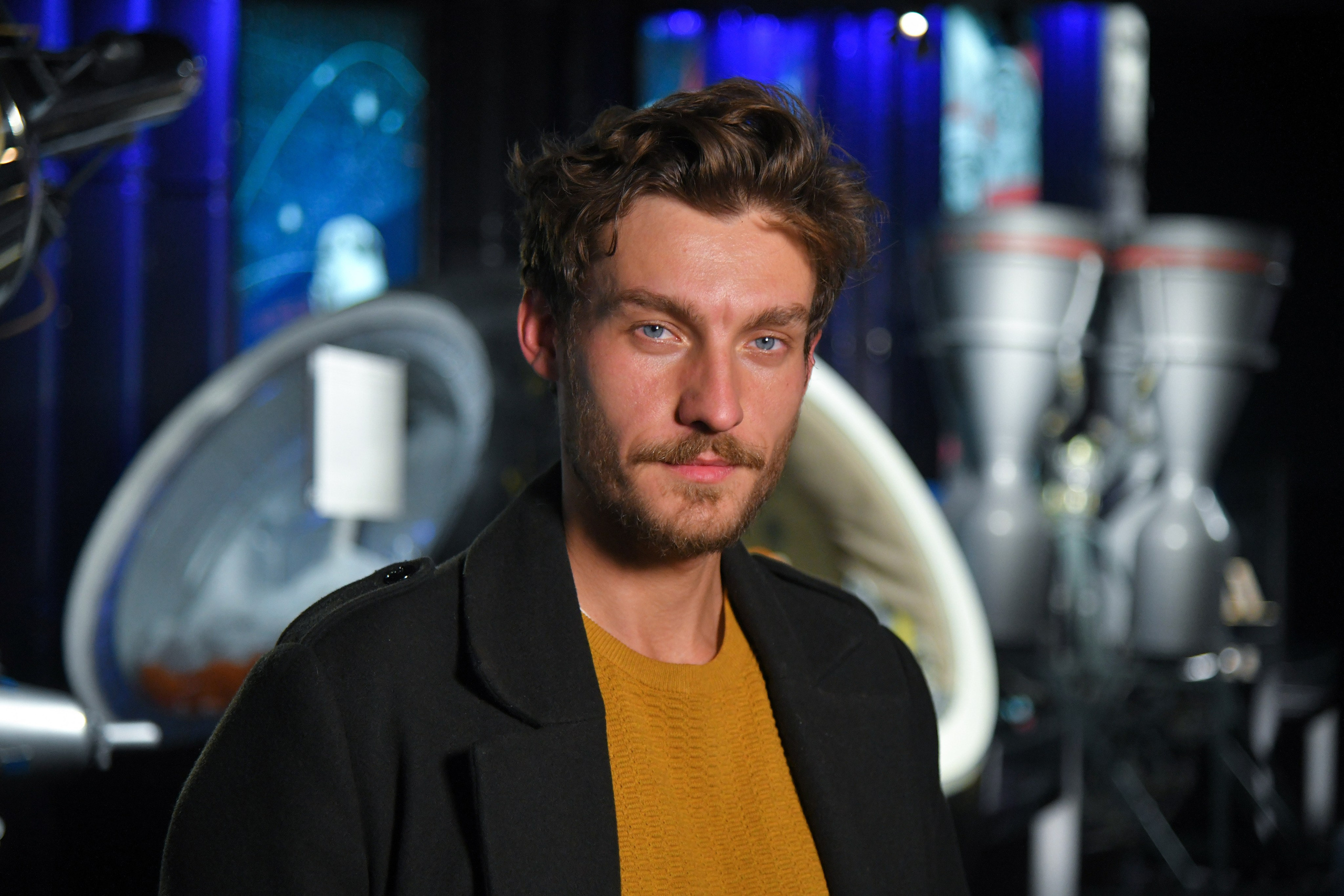 актер Виктор Михайлов