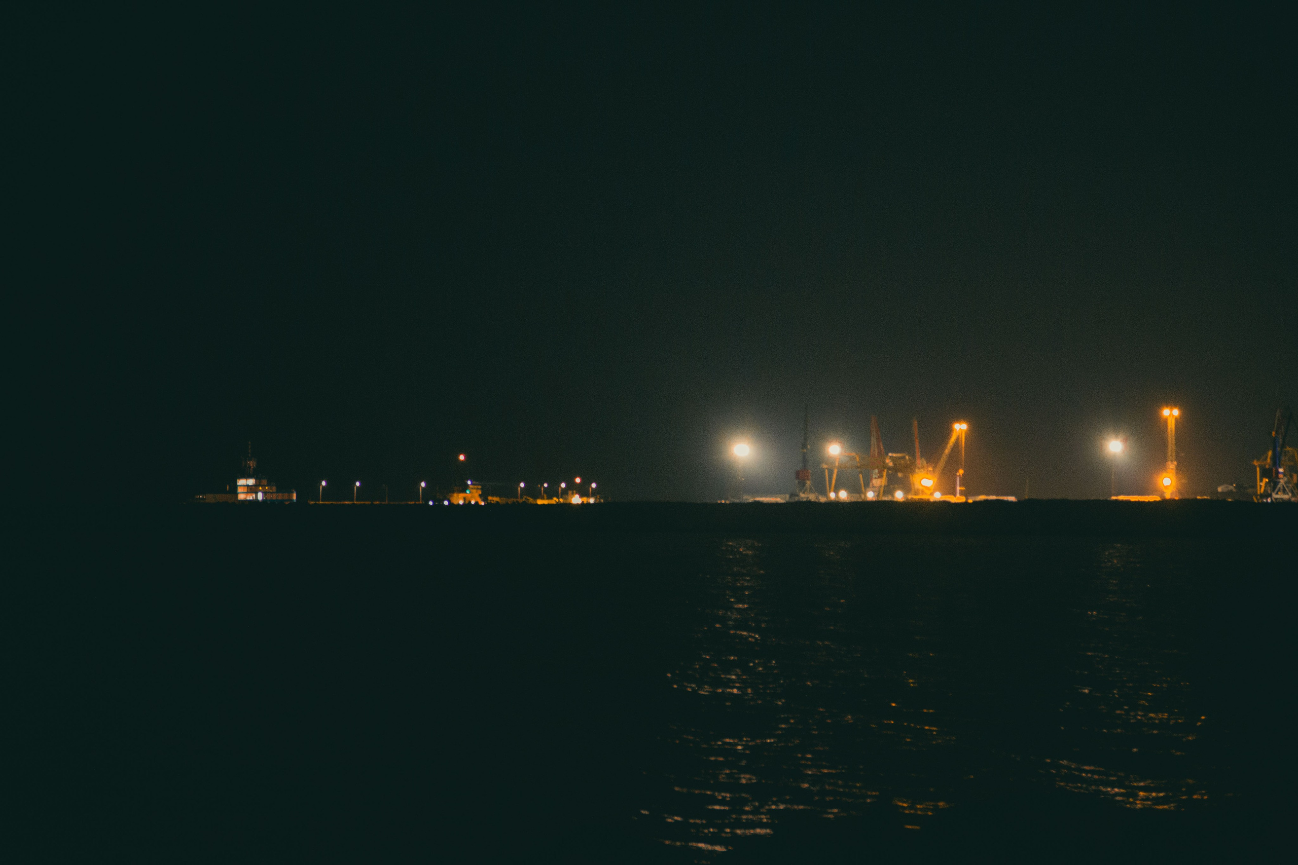 Иса. Dmitriy [KCCC] is a pretty cool photographer