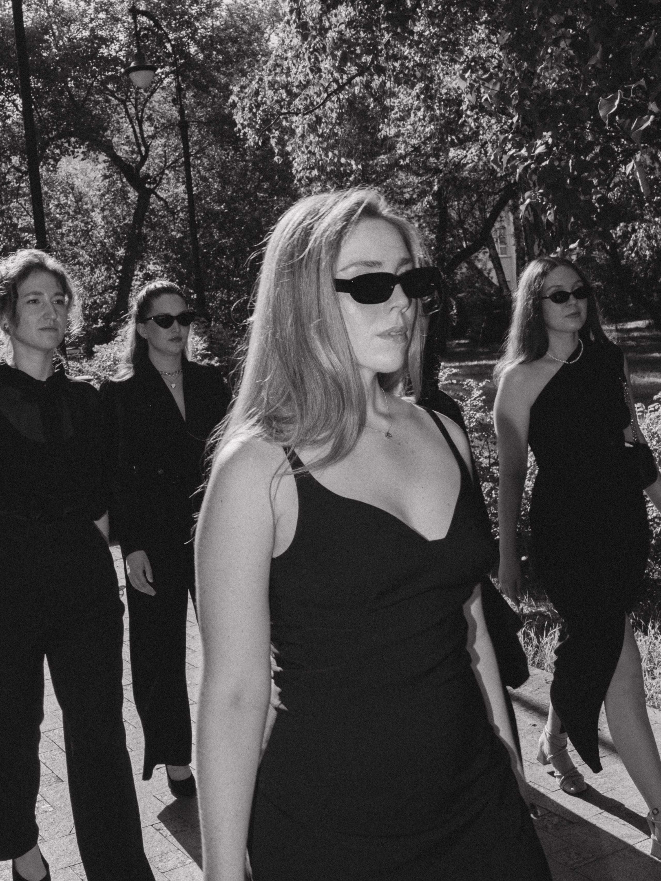 Девичник в чёрном. Фотограф в Екатеринбурге Яна Круташова