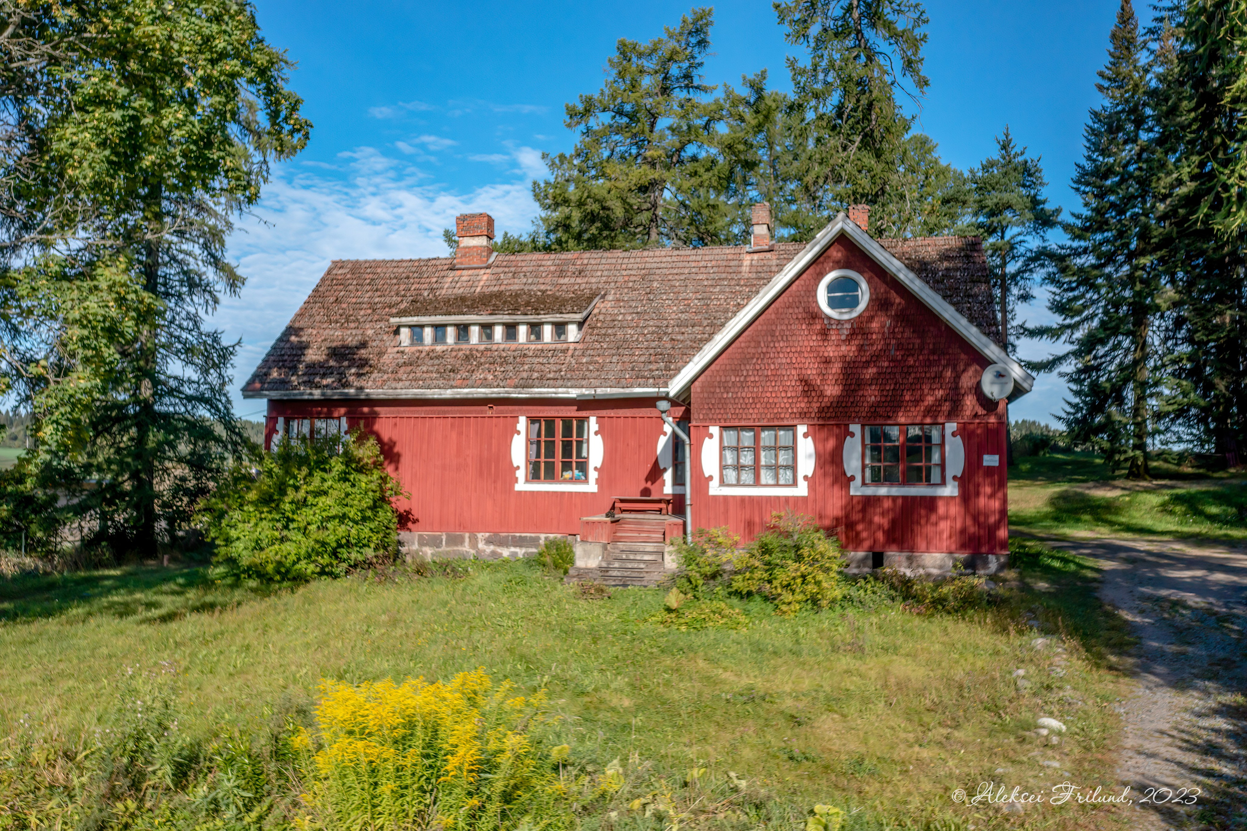Дом-музей «Усадьба Ларса Сонка», пос. Куркиеки. Аэросъемка. Фото и Видео в Карелии. Алексей Фрилунд