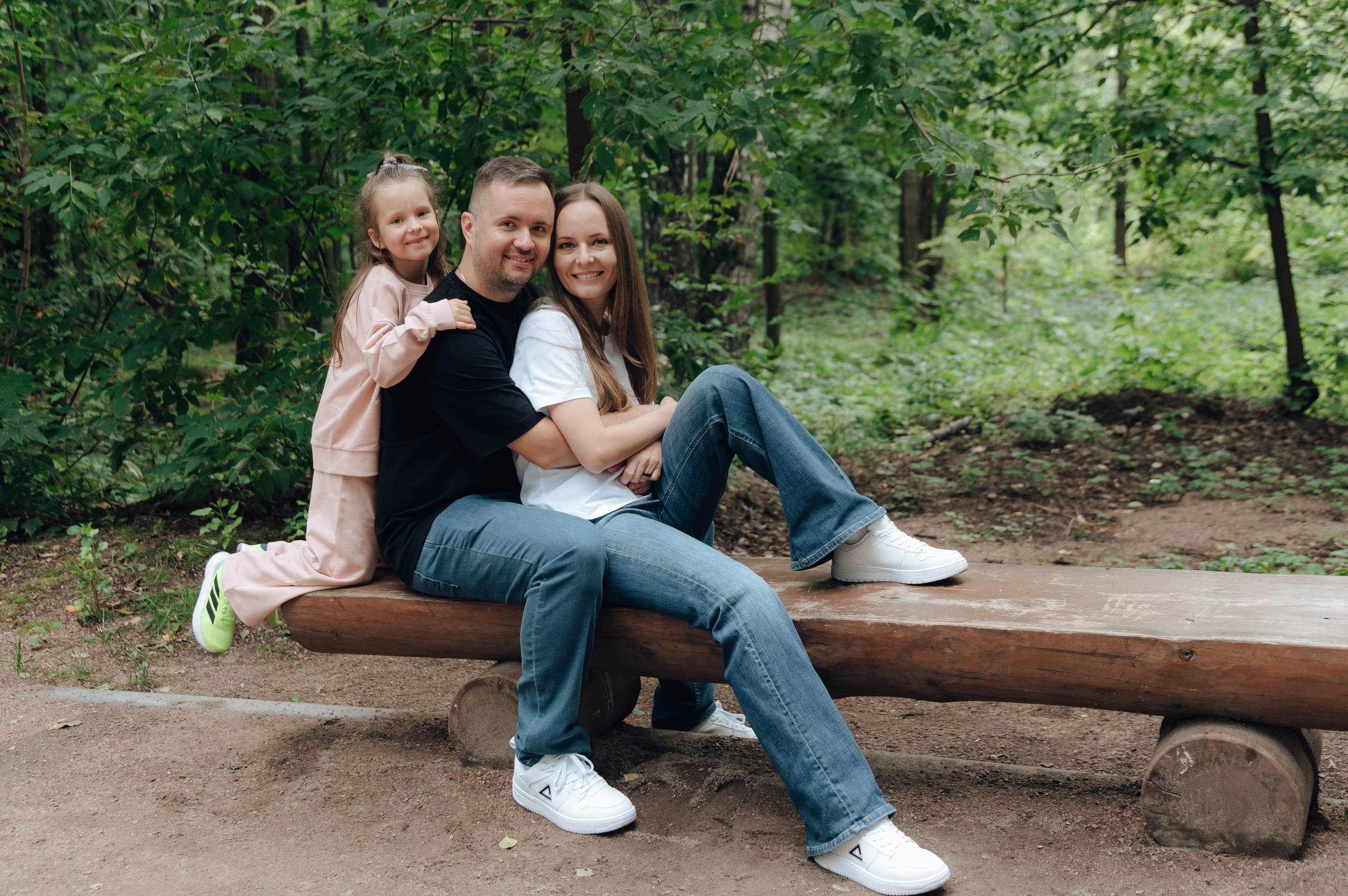 Трое в парке и меховой шар. Детский и семейный фотограф Катерина Мишина