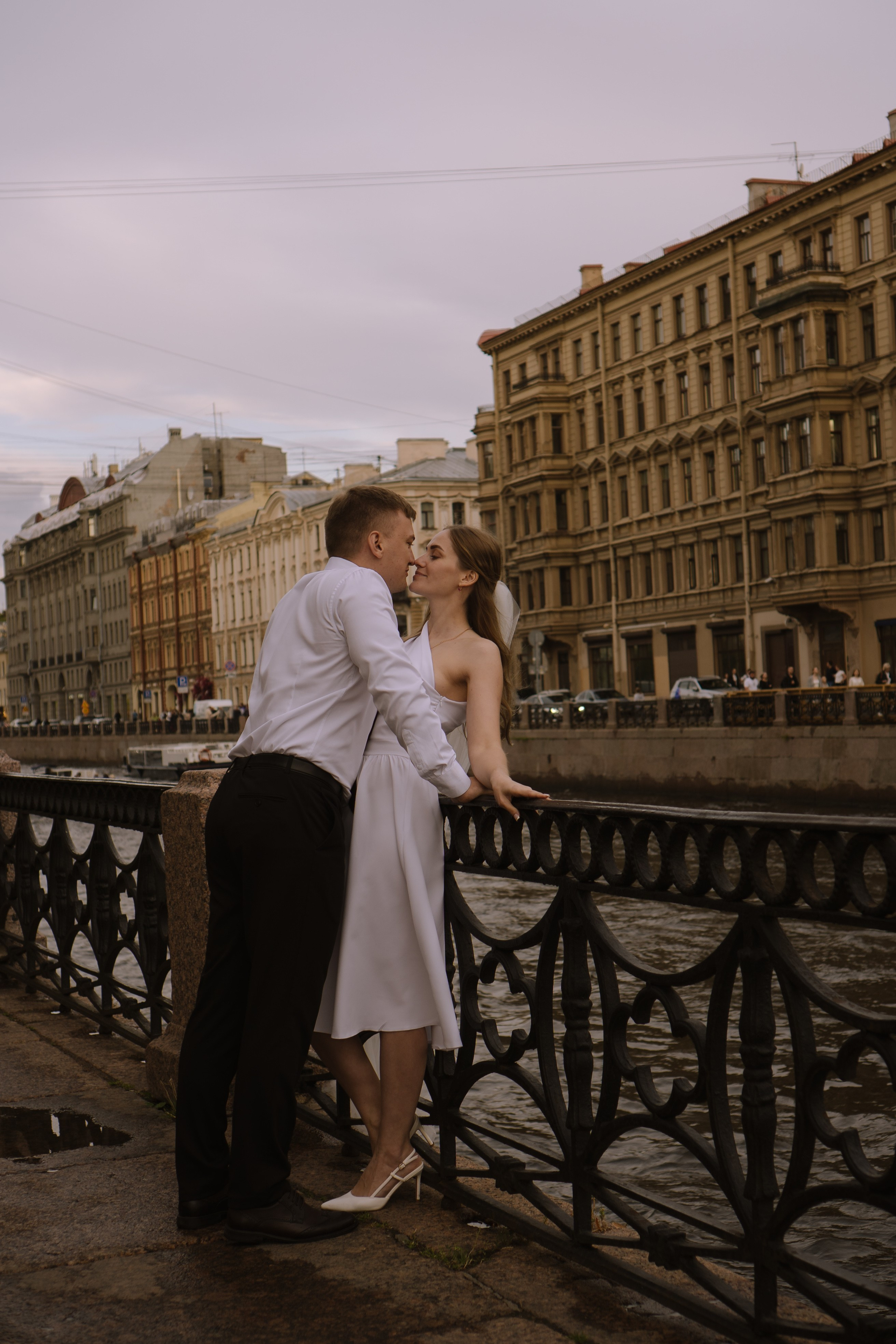 СВАДЕБНАЯ СЬЕМКА С ИСАКИЕВСКИМ СОБОРОМ, АСТОРИЯ И ЗАКОНОДАТЕЛЬНОЕ СОБРАНИЕ. Профессиональный фотограф, Санкт-Петербург — Виктория Богомолова