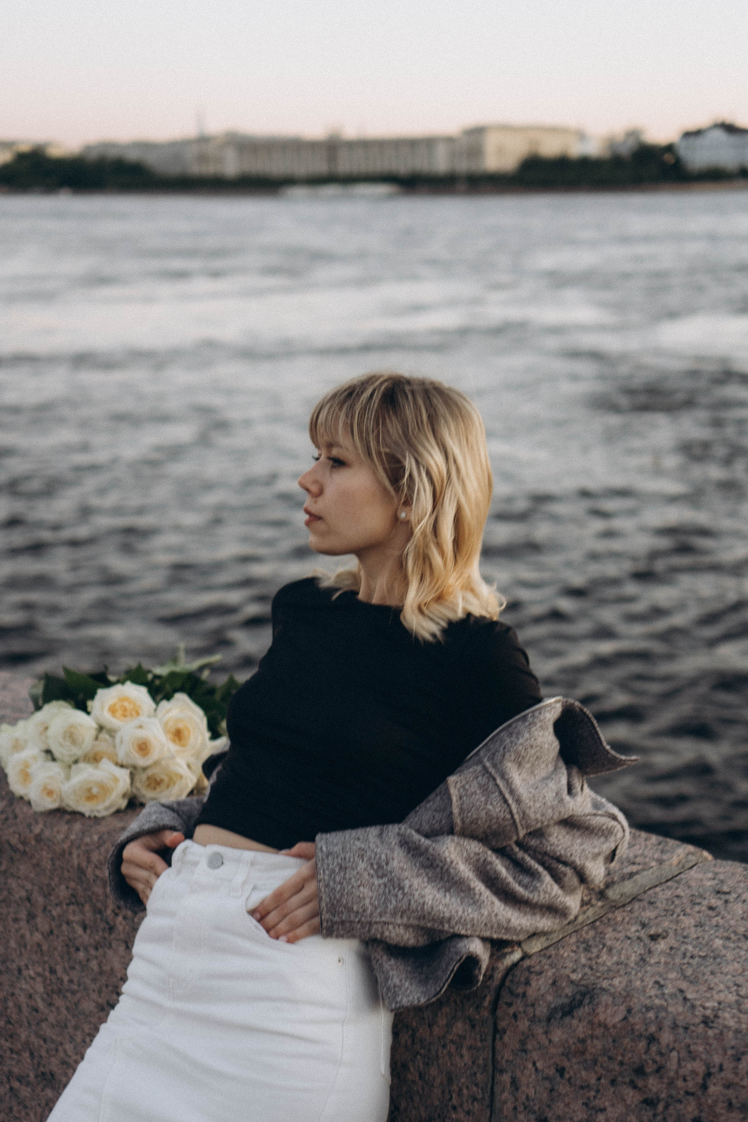 ПРОГУЛКА ПО ГОРОДУ В БЕЛЫЕ НОЧИ (другой вариант). Профессиональный фотограф, Санкт-Петербург — Виктория Богомолова