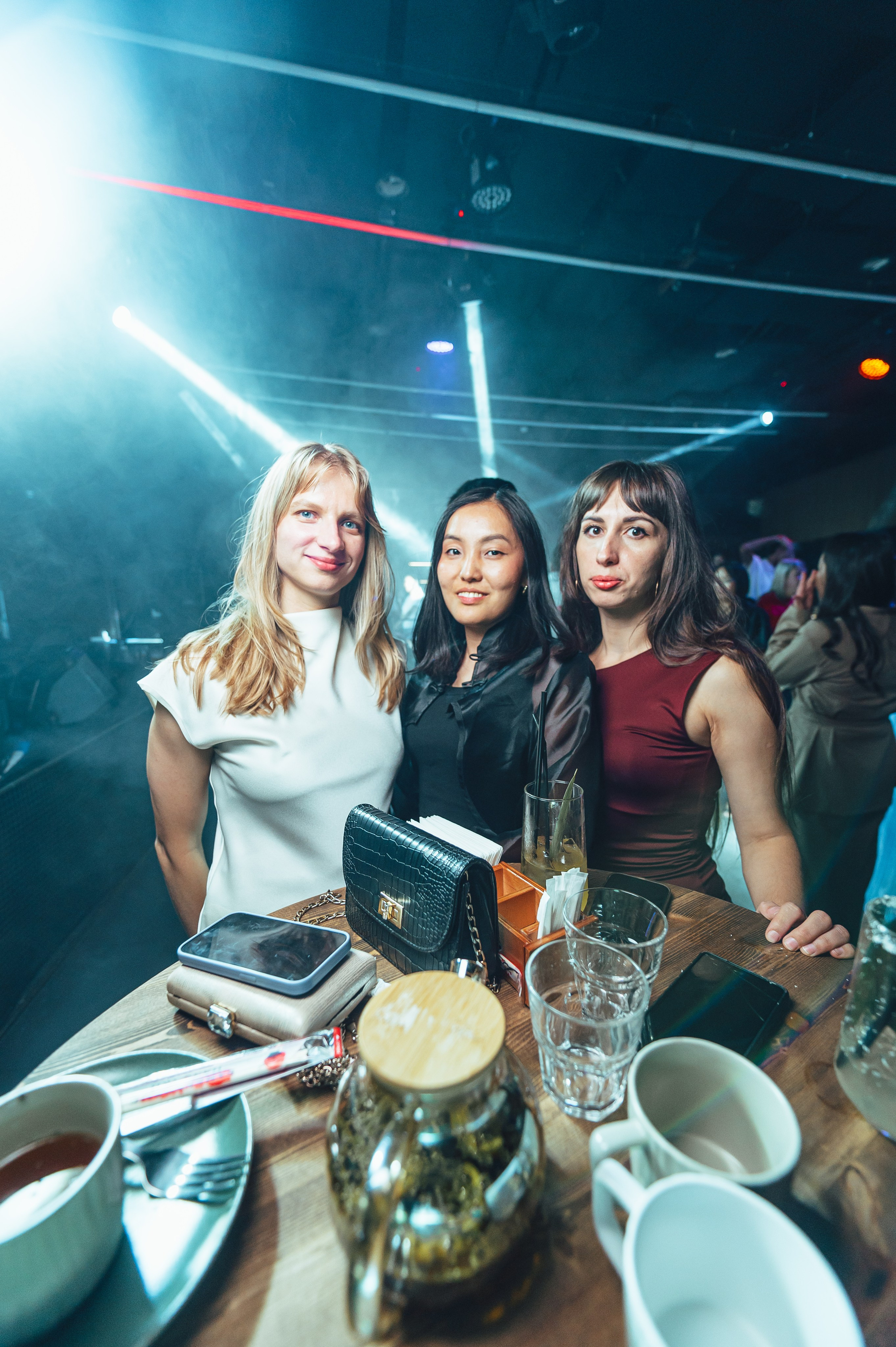 «ГЁДЗЕ» бар. Свадебная и концептуальная фотография в городе Улан-Удэ