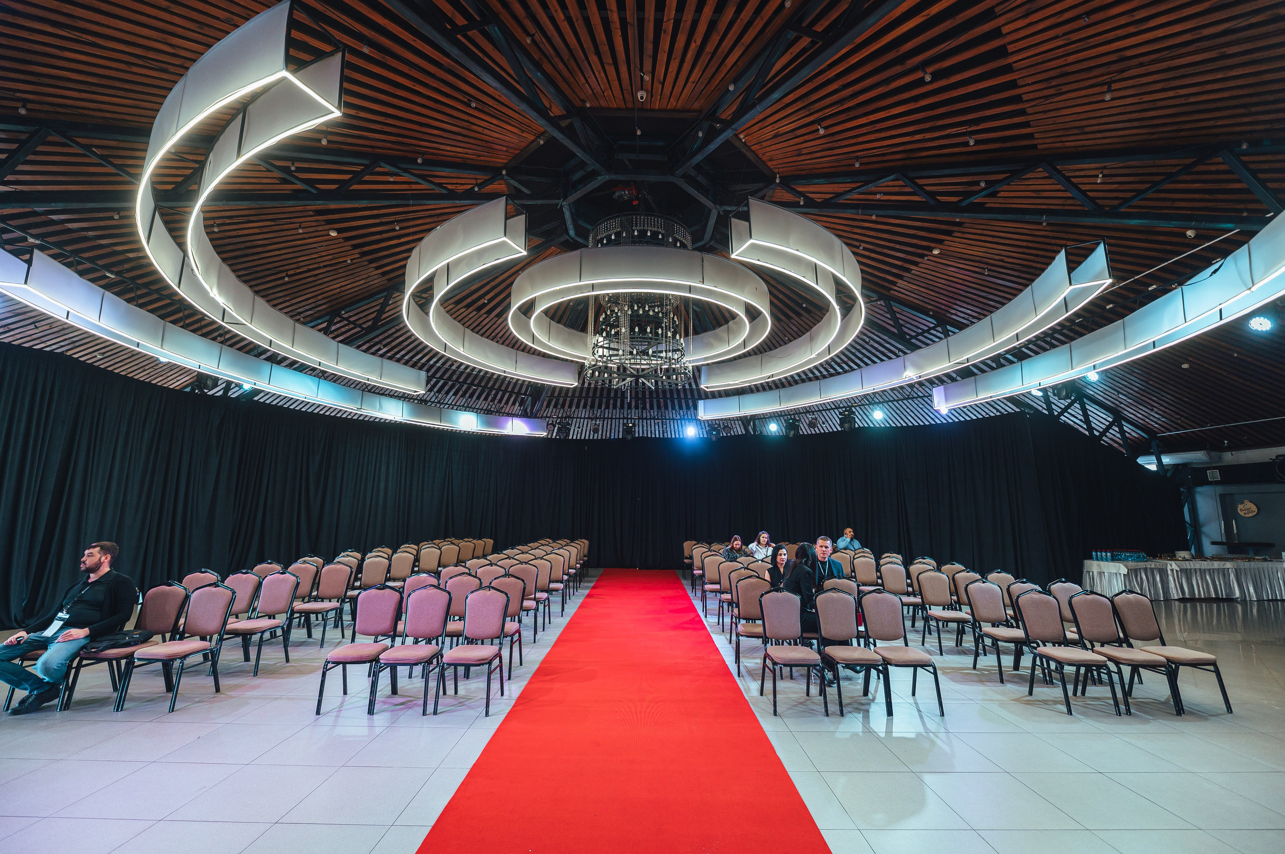 IT — Оскар. Свадебная и концептуальная фотография в городе Улан-Удэ