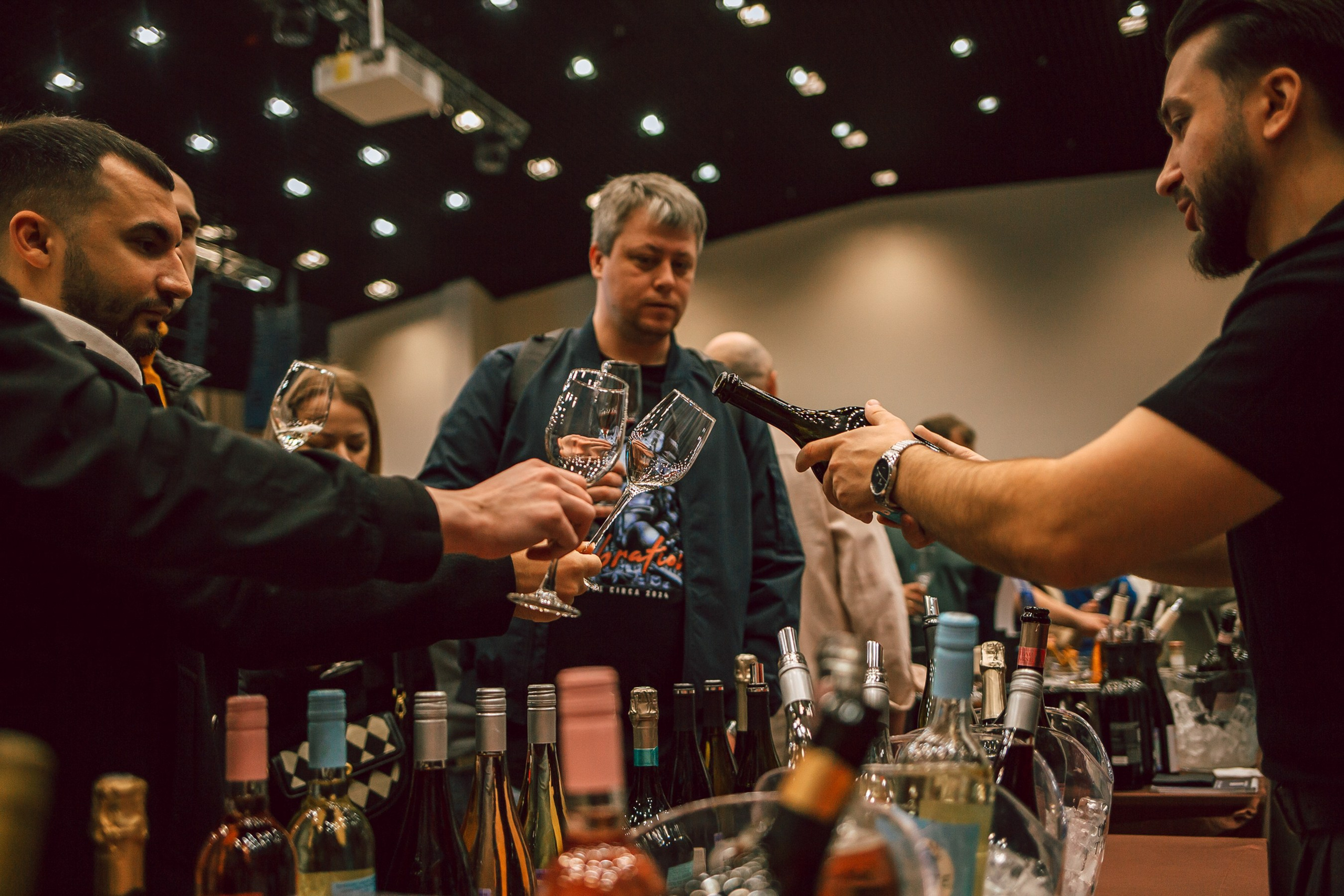 Фотограф на винные фестивали и дегустации в Сочи — Репортаж и цены. Фотограф Сочи Адлер. Солькаева Анастасия