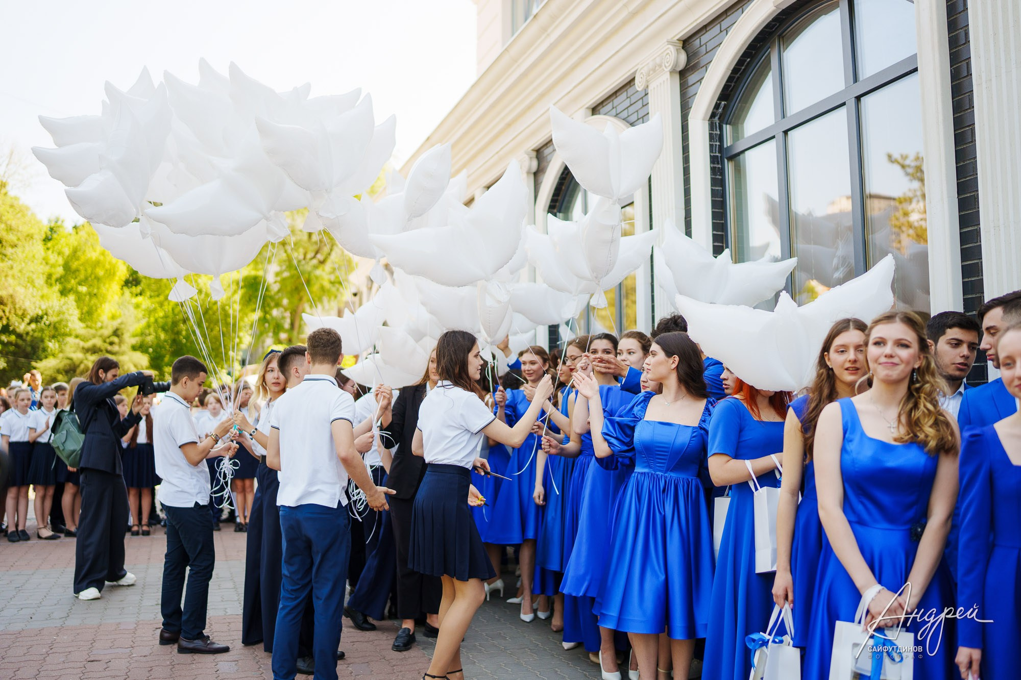 Последний звонок КЭО. Свадебный и семейный фотограф в Ростове-на-Дону. Андрей Сайфутдинов