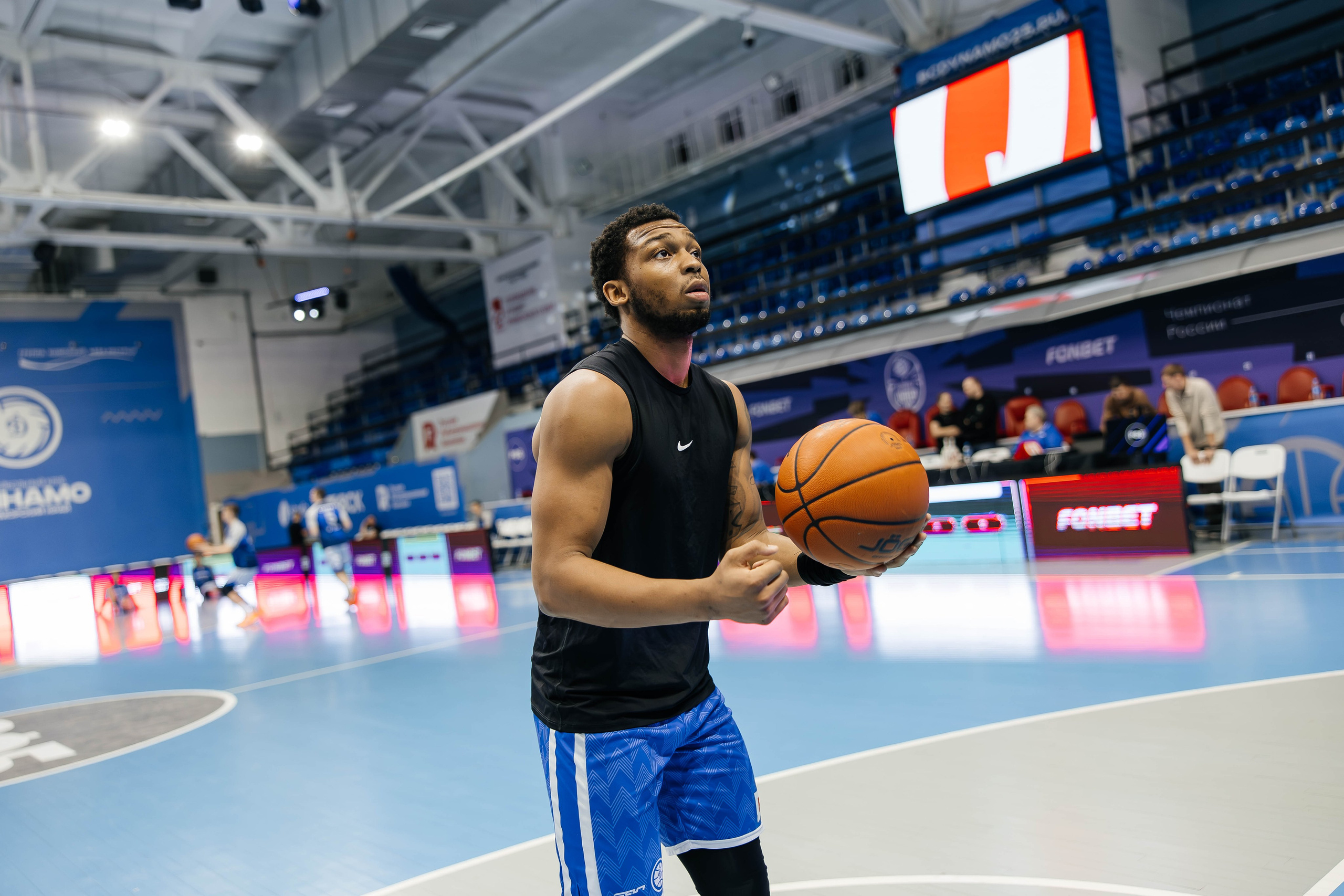 Баскетбол — Динамо. Репортажный и свадебный фотограф во Владивостоке Максим Цой