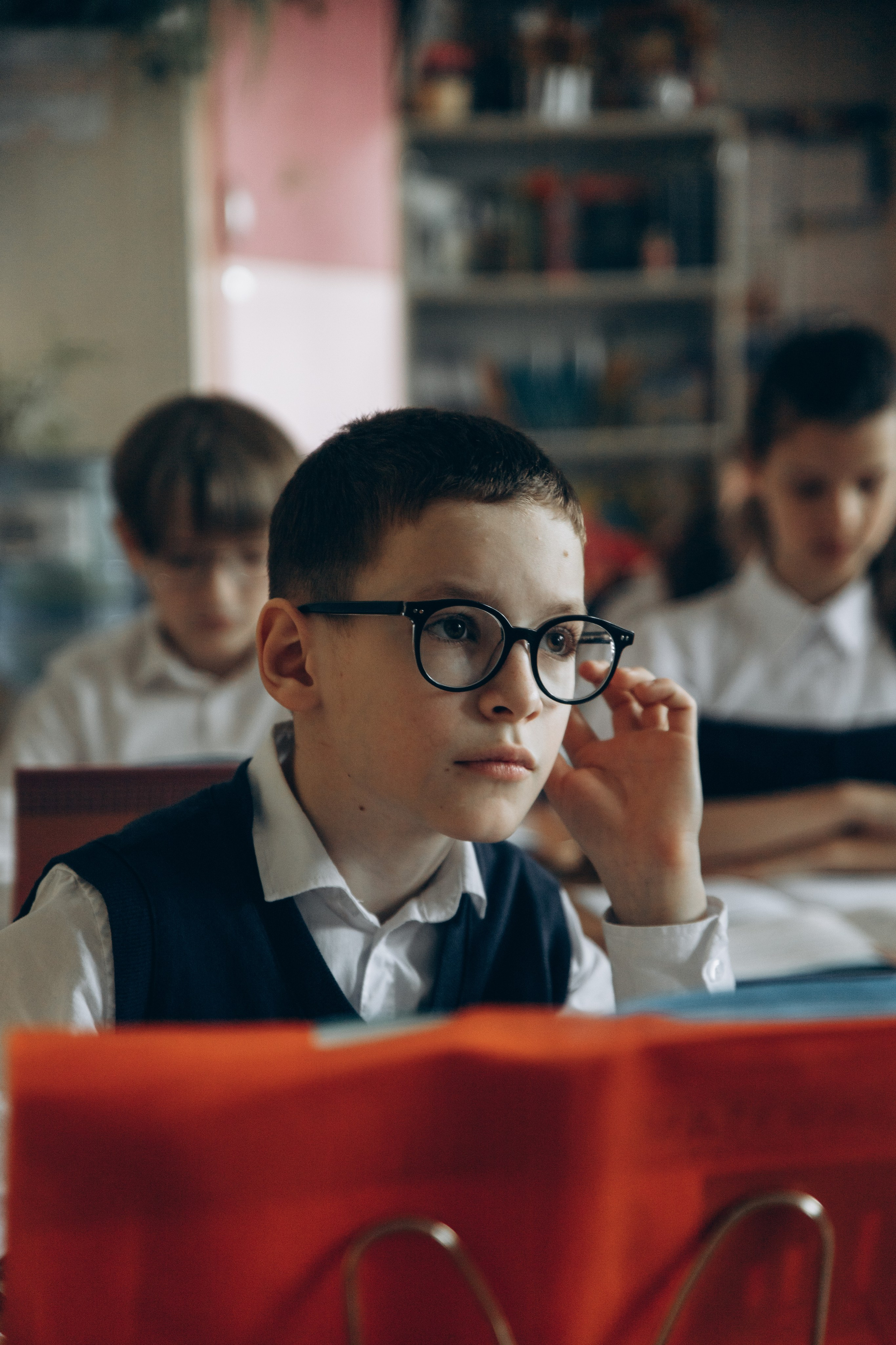 Школьные фотографии могут быть такими. Репортажный и детский фотограф в Минске