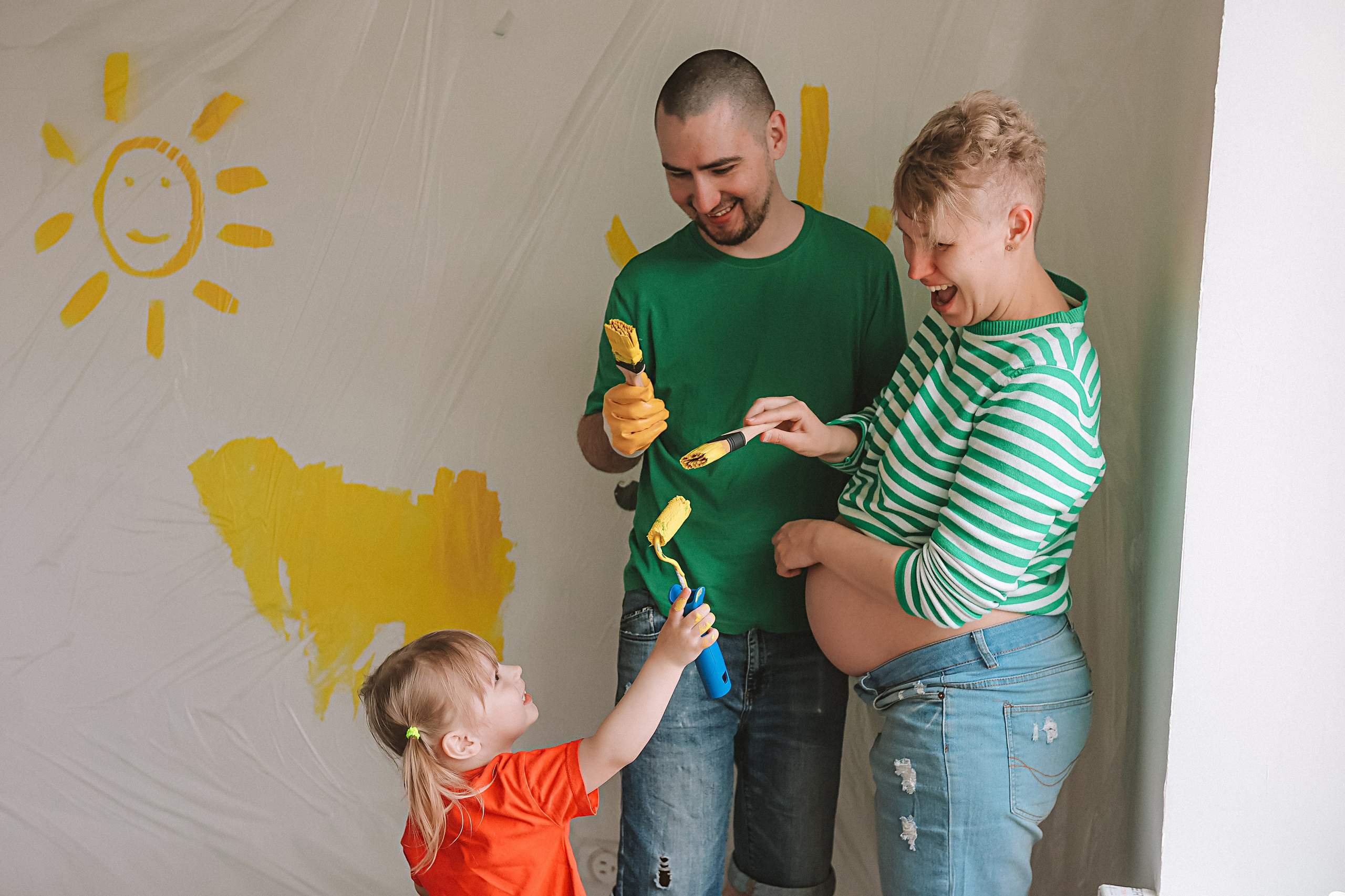 Ремонт. Семейный фотограф Тюмень, фотограф на роды Салмина Мария