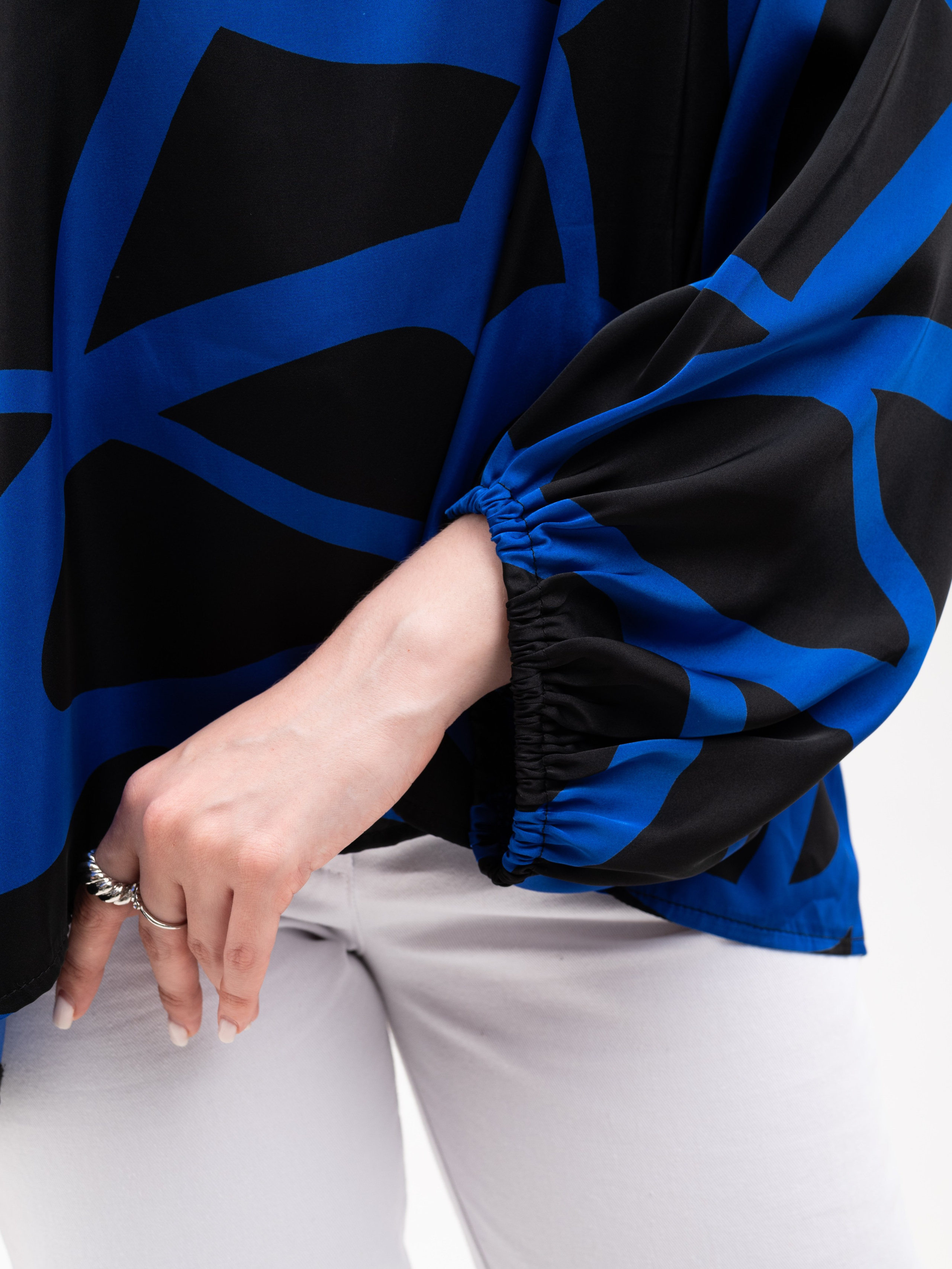 Одежда разноразмерная. Предметный фотограф, фото для маркетплейсов Пятигорск, КМВ