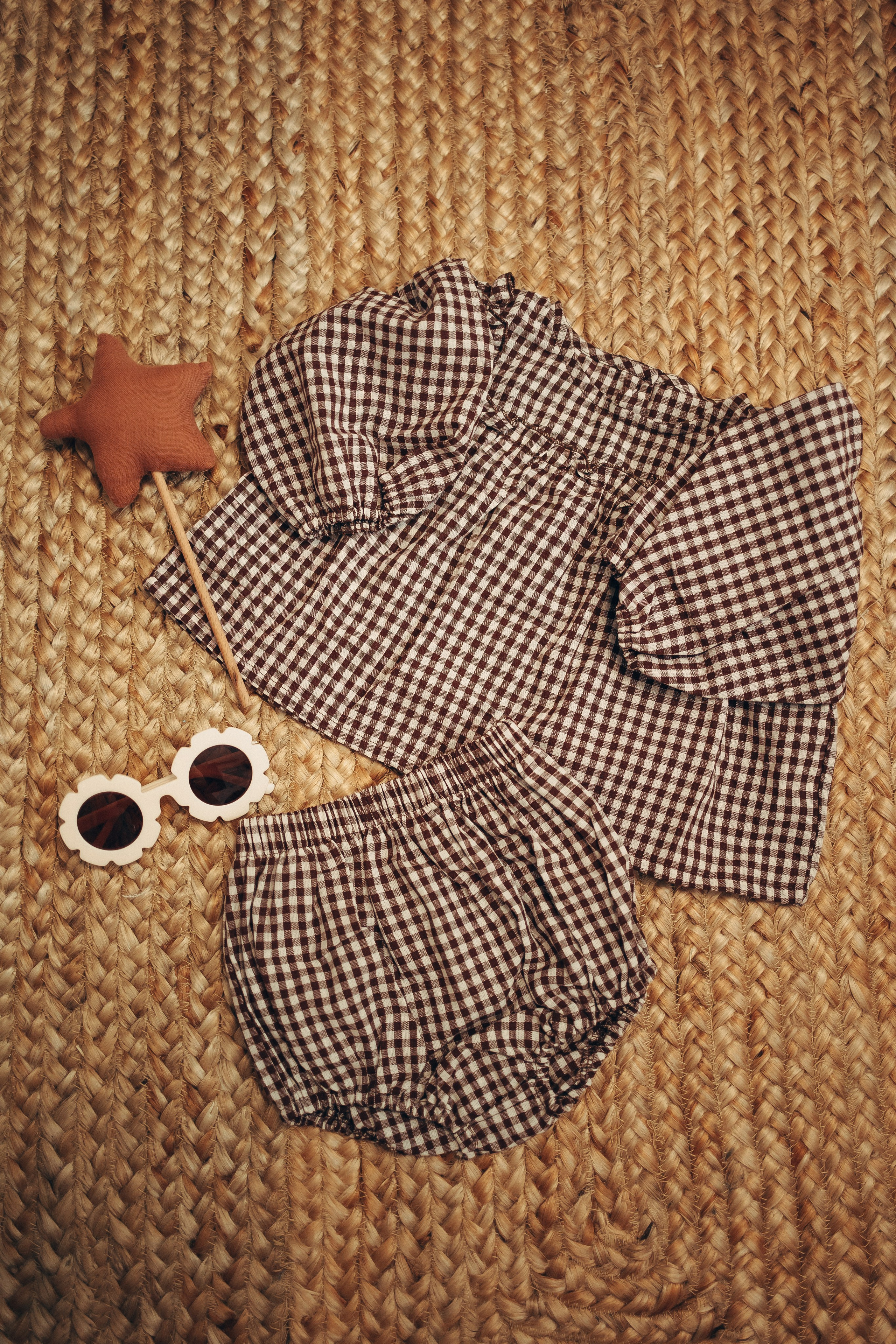 Одежда малышам. Фотограф на первый годик, семейный и детский фотограф в Новосибирске