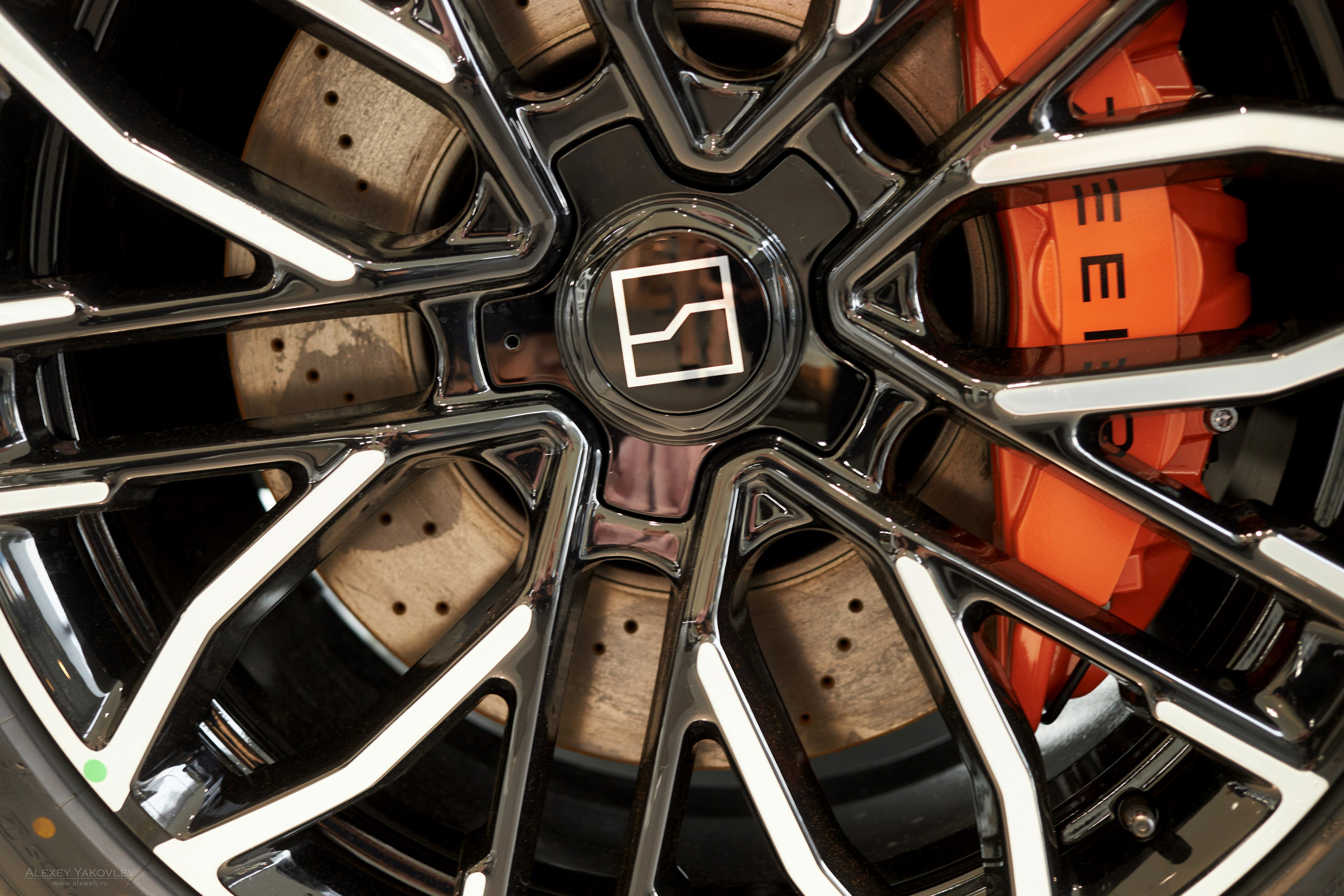 Модный показ PRE-FALL модельной школы Modeling+. Фотограф Алексей Яковлев