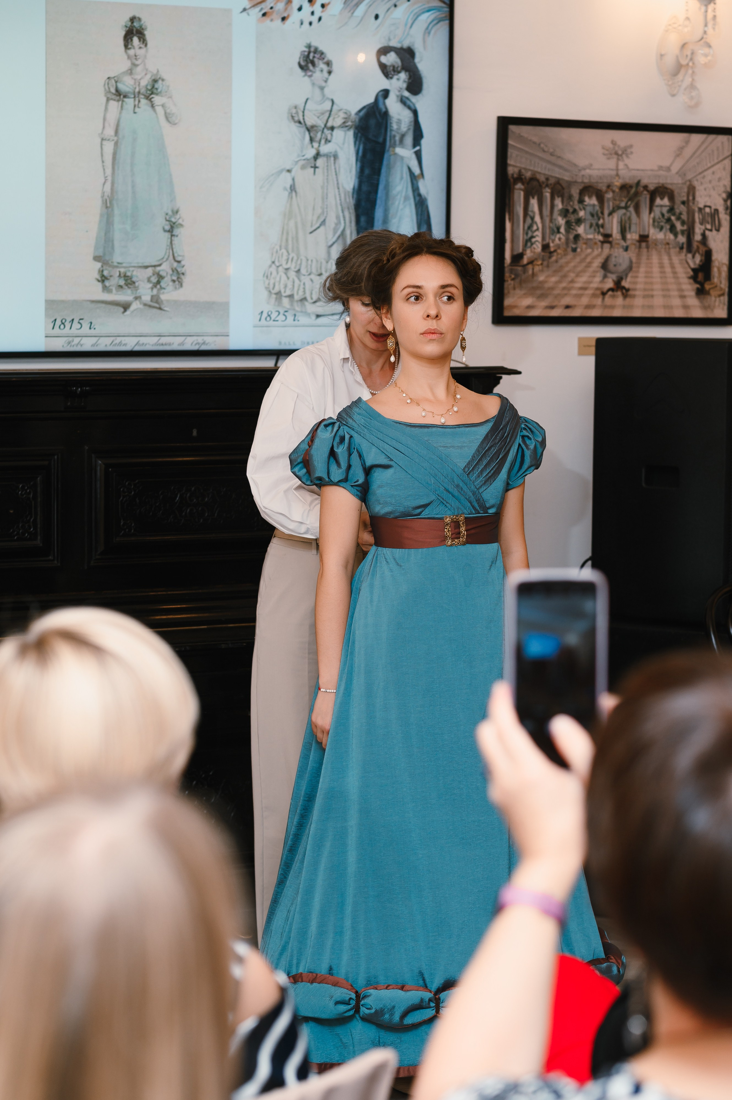 «Евгений Онегин»: лекция в особняке. Wedding and family photographer USA