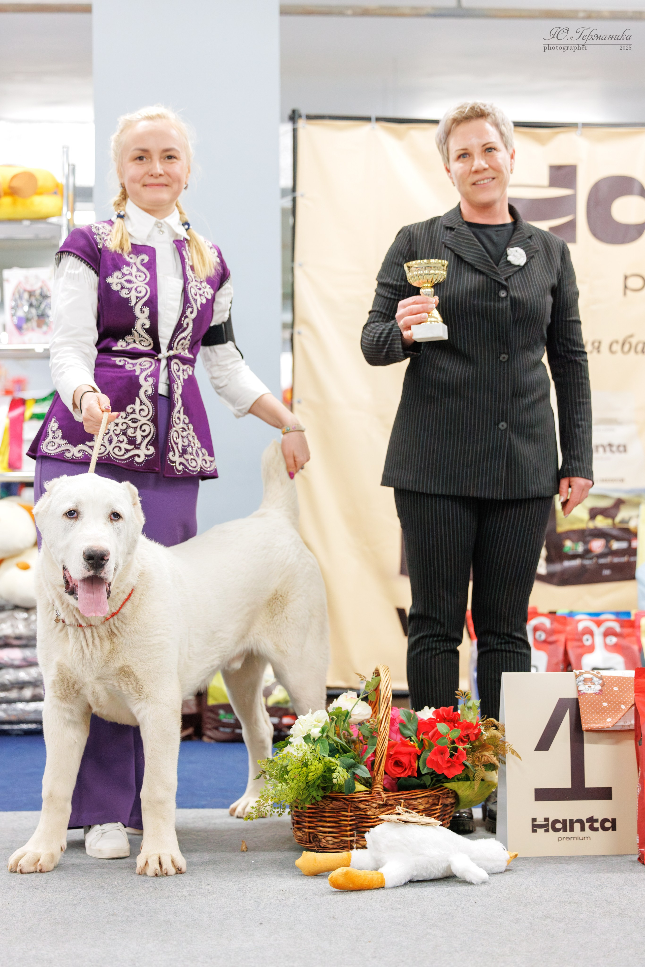 Сфера и Крокус 8,9,16 и 30.03.2025. Фотограф-анималист Юлия Германика