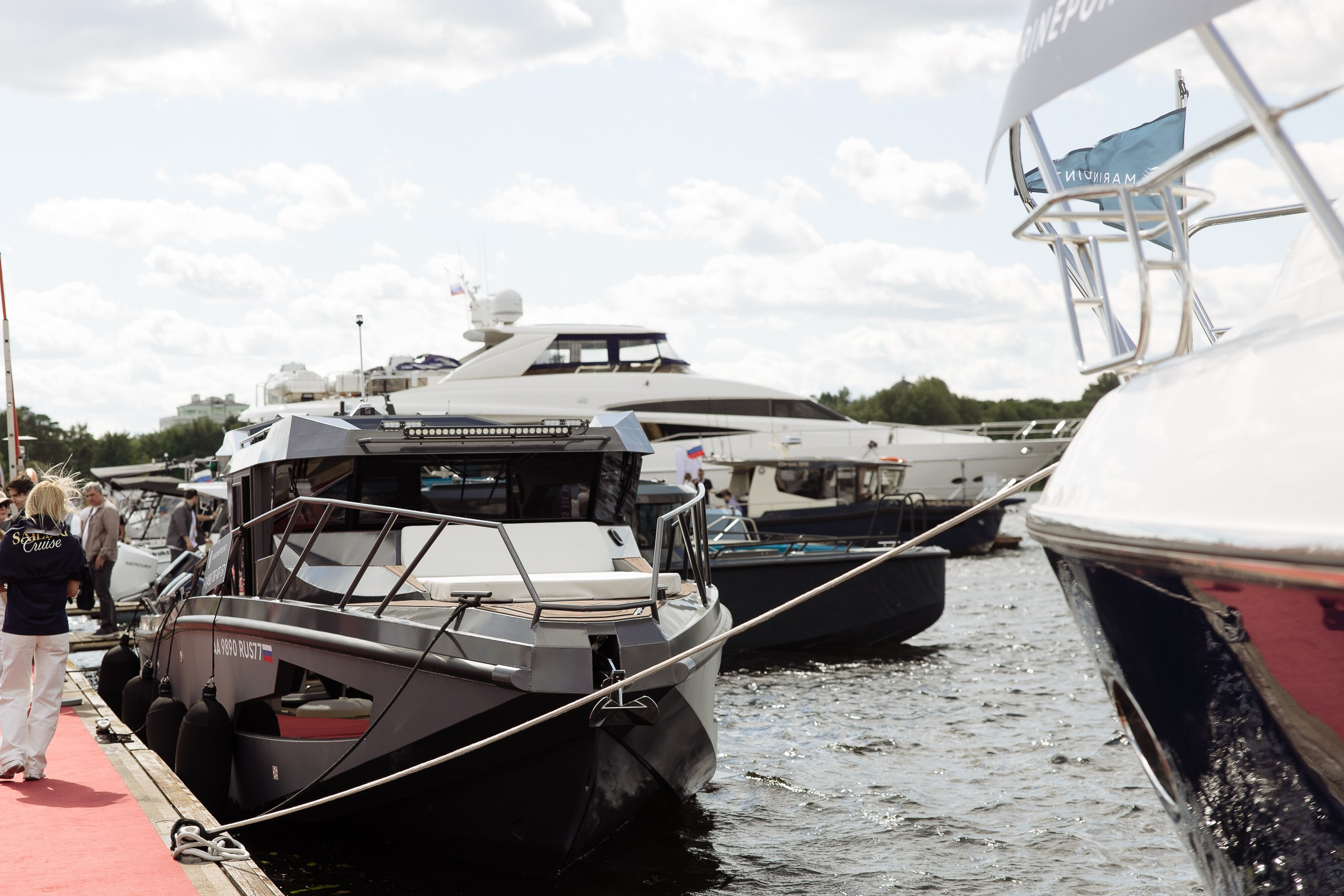 Выставка яхт и катеров. Ryal Yacht Club. Фотограф в Москве
