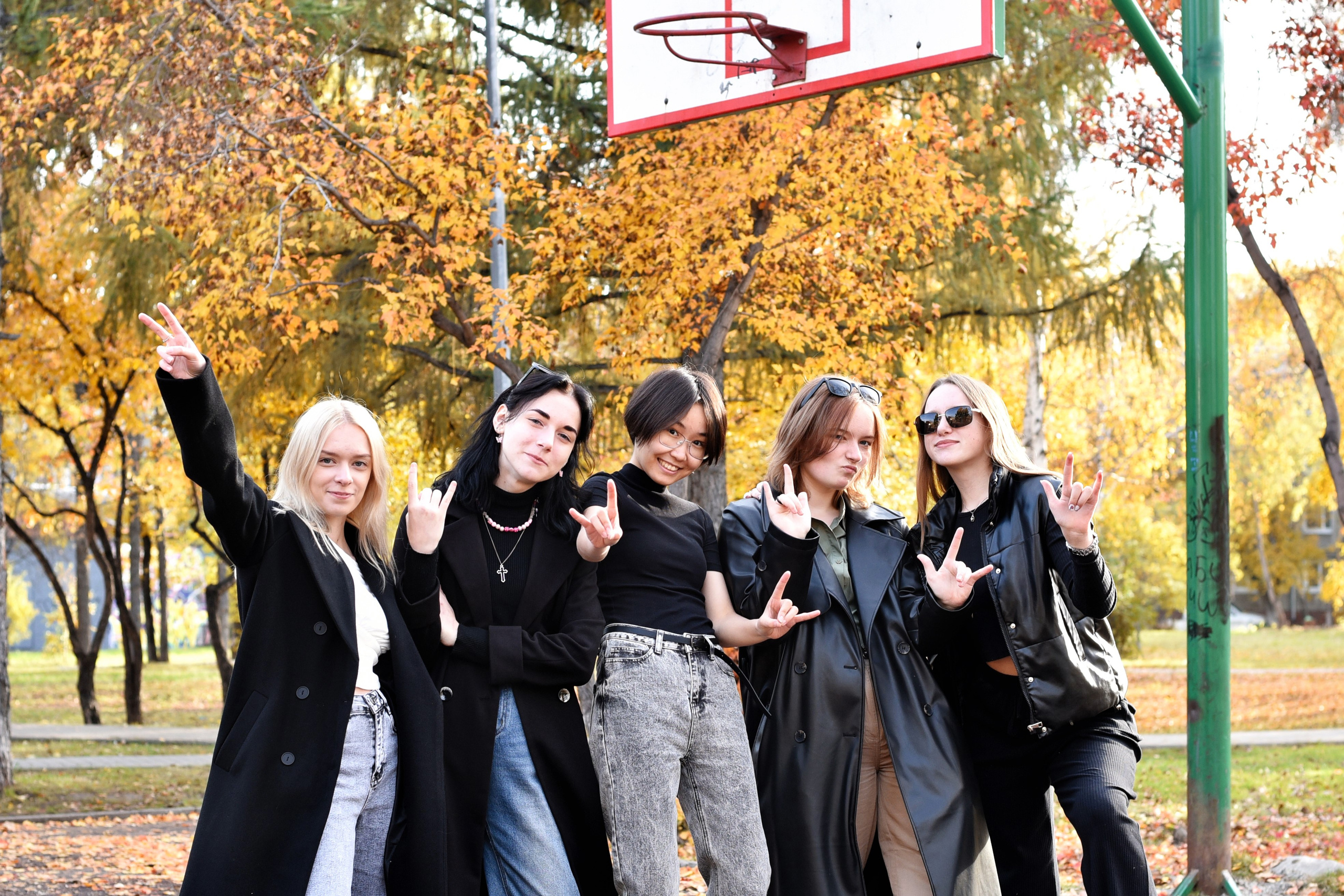 ФОТОСЕССИЯ В ПАРКЕ осень. Школьный фотограф ЛАРИСА МАТВЕЕНКО