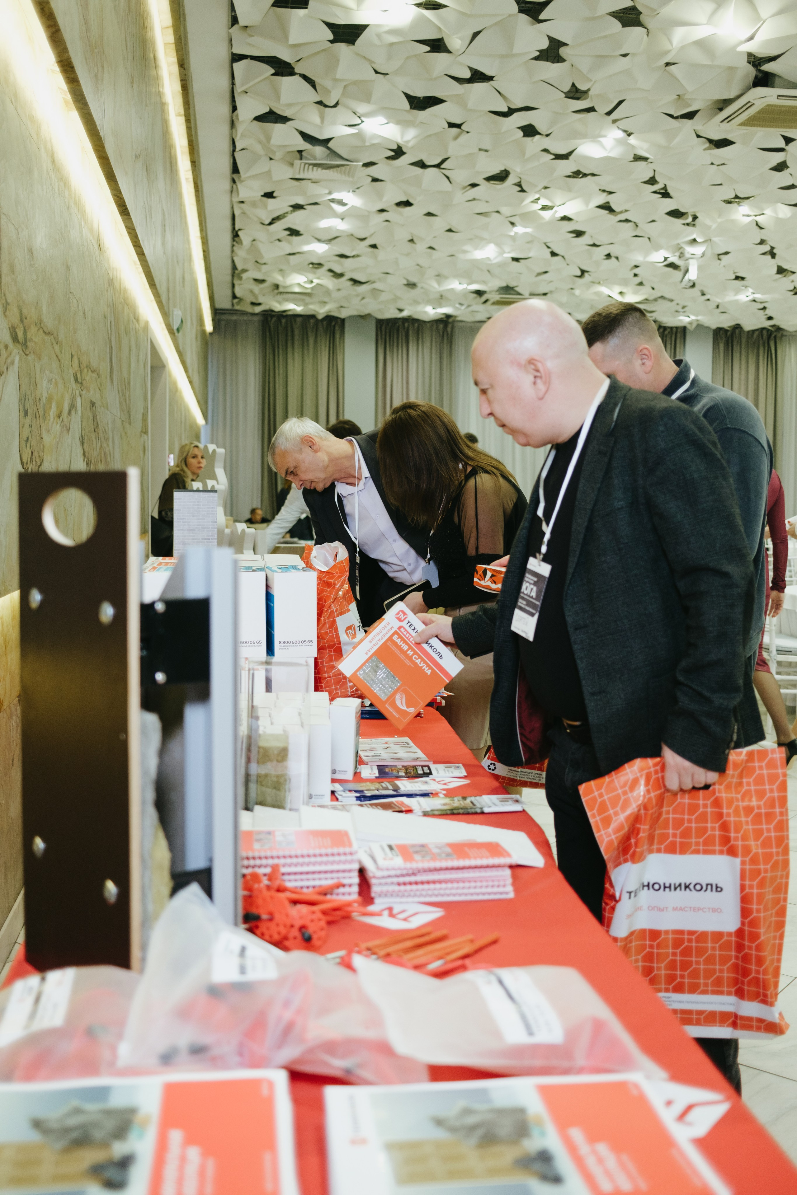 ТЕХНОНИКОЛЬ | КОНФЕРЕНЦИЯ ПАРТНЕРОВ ЮГА. Свадебный фотограф Денис Ожигин в Краснодаре и крае. Эмоциональная и стильная съемка вашего дня