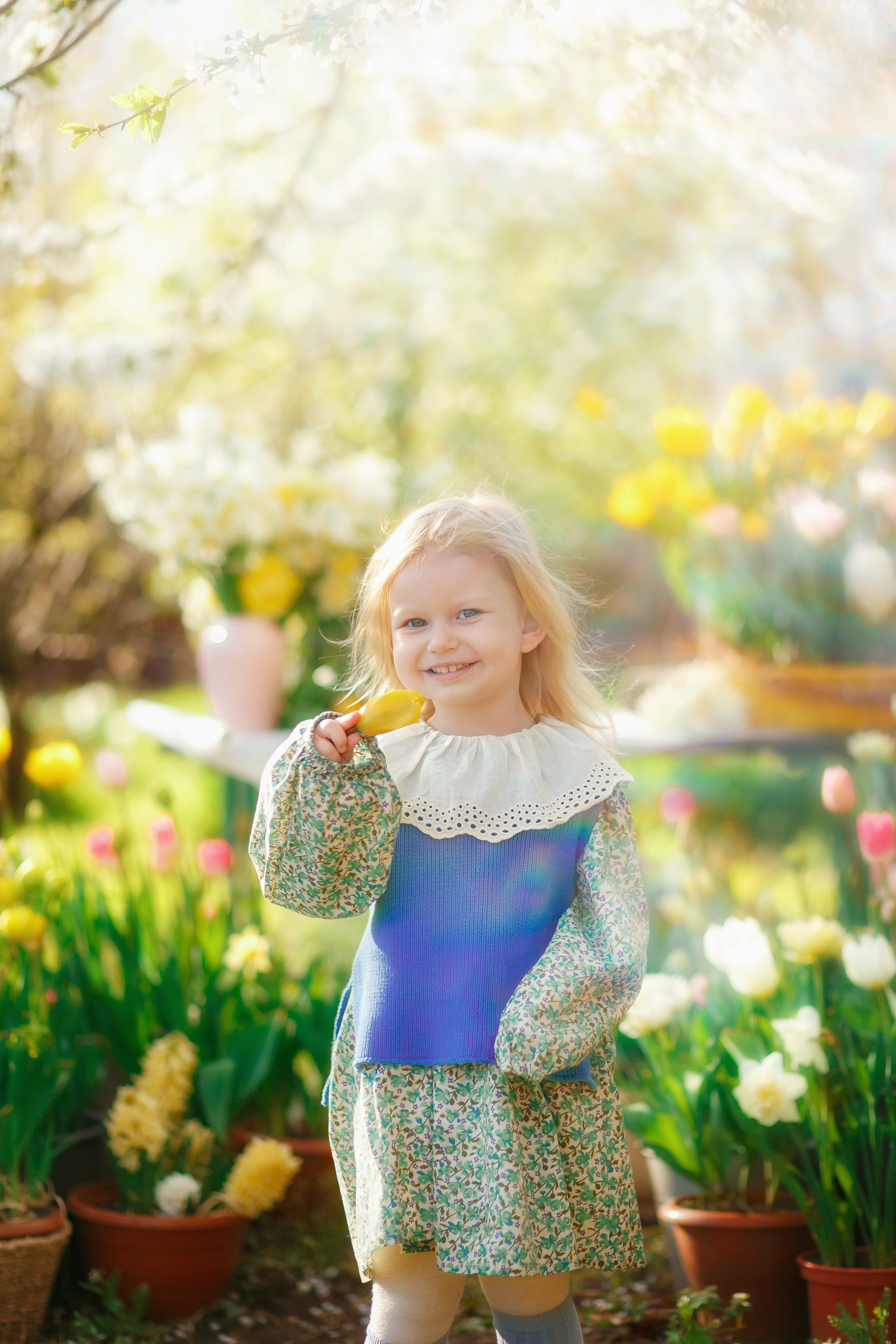 Ляля и тюльпаны. Свадебный и семейный фотограф  Новочеркасск Виктория Литвиненко