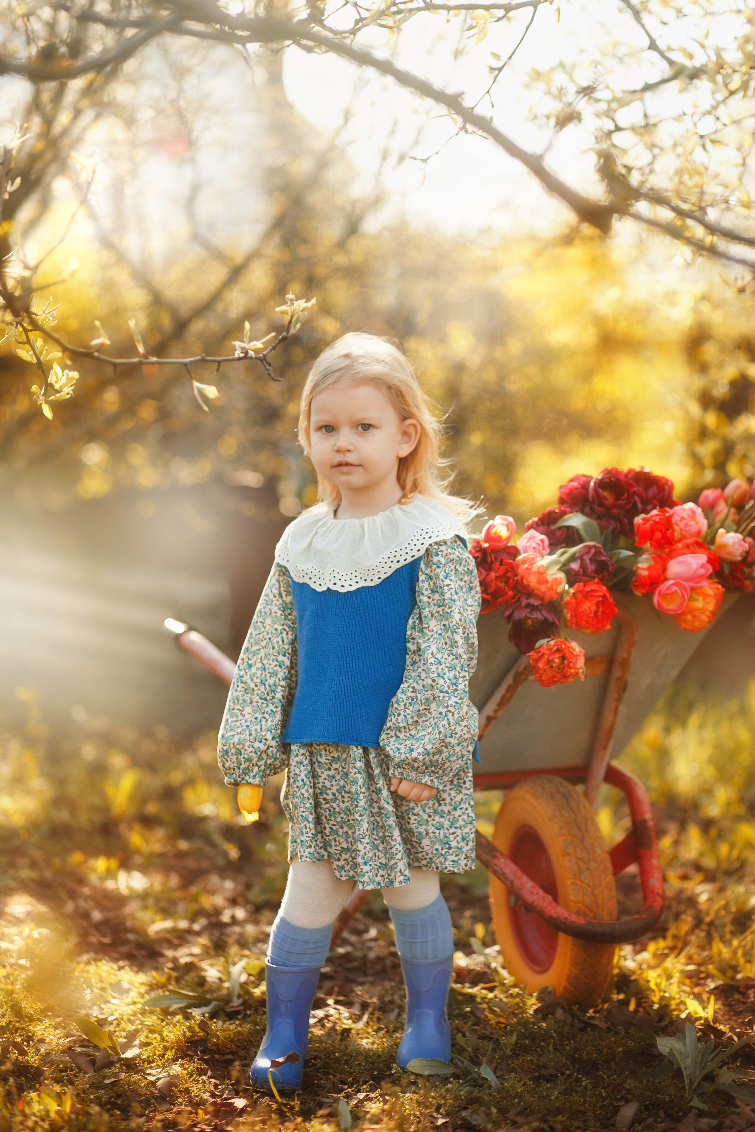 Ляля и тюльпаны. Свадебный и семейный фотограф  Новочеркасск Виктория Литвиненко