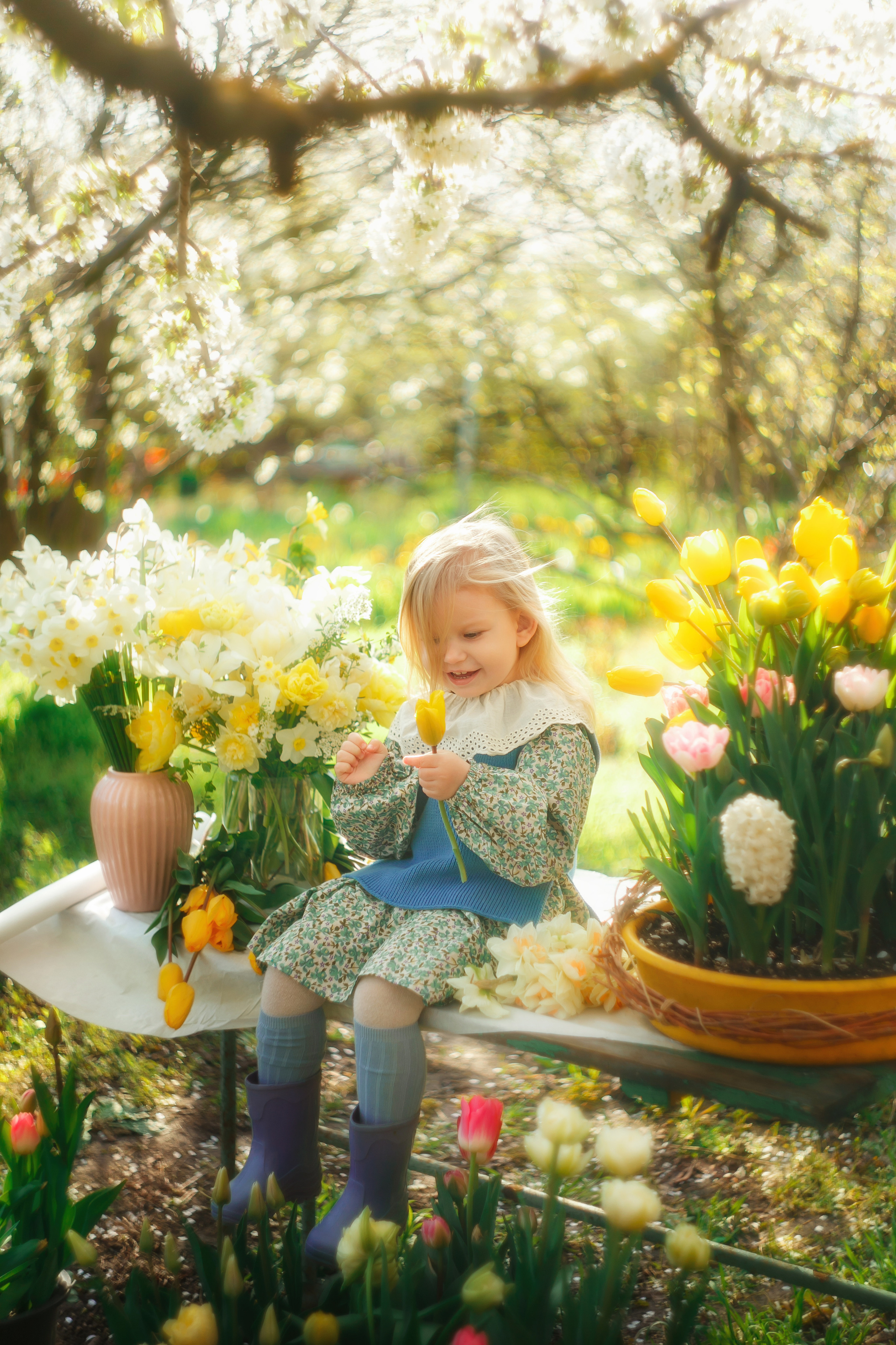 Ляля и тюльпаны. Свадебный и семейный фотограф  Новочеркасск Виктория Литвиненко