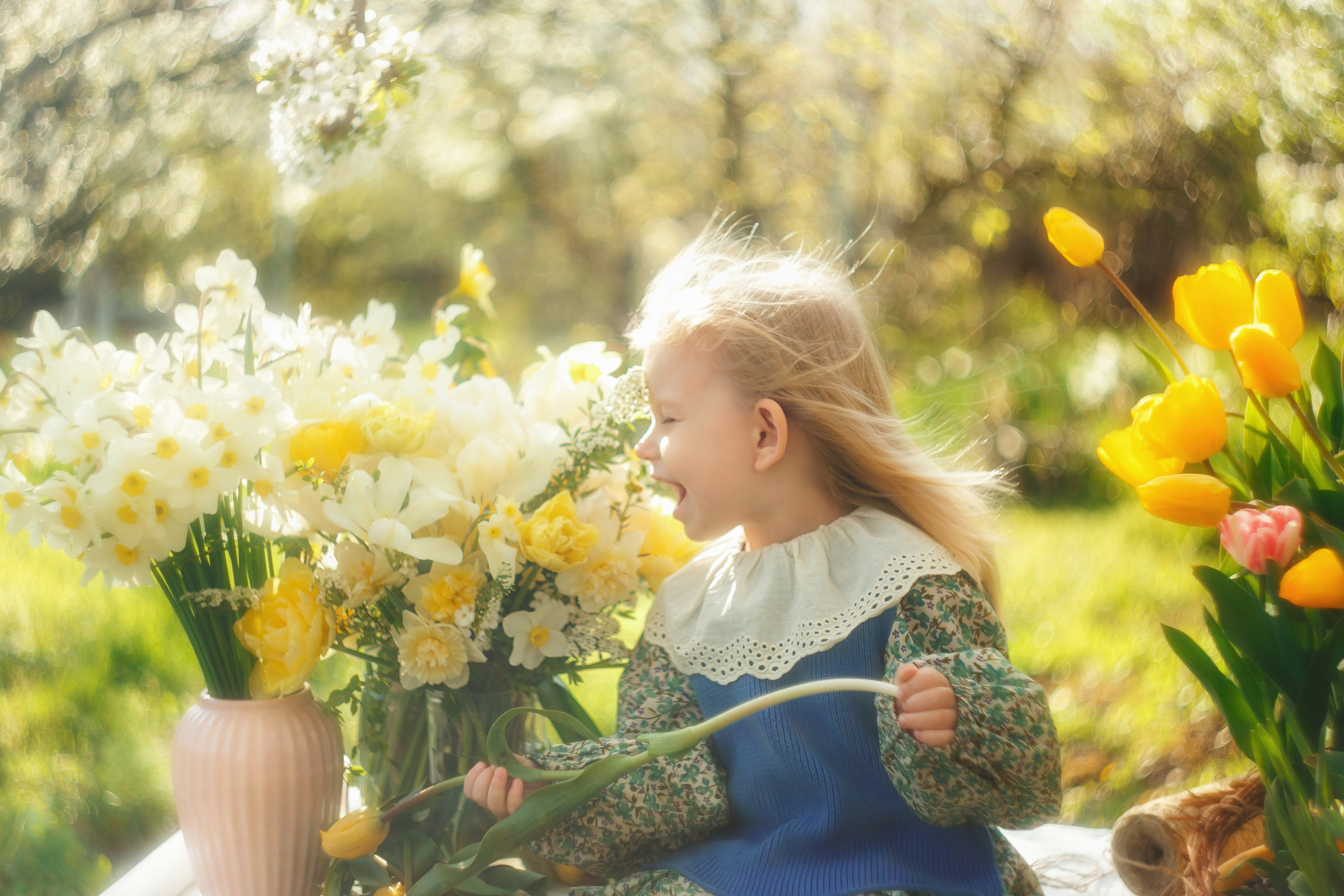 Ляля и тюльпаны. Свадебный и семейный фотограф  Новочеркасск Виктория Литвиненко