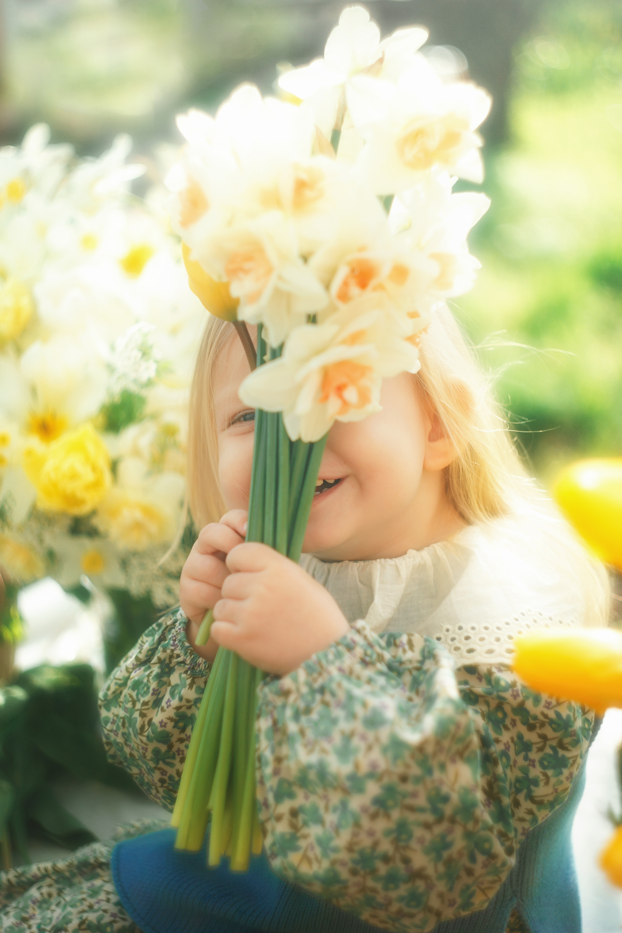 Ляля и тюльпаны. Свадебный и семейный фотограф  Новочеркасск Виктория Литвиненко
