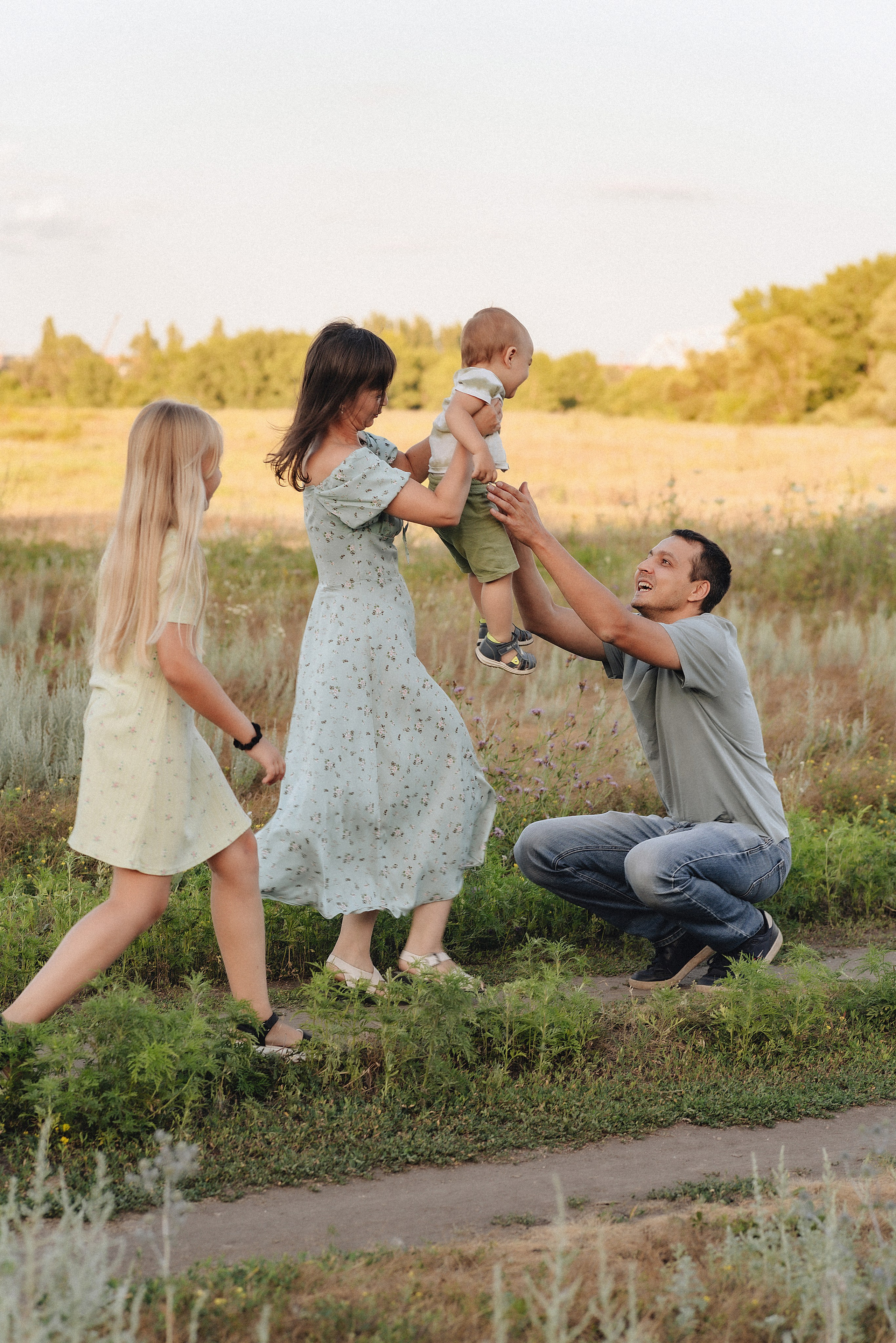 Семейная съемка на закате. Фотограф Карина Шмулёва. Воронеж и область