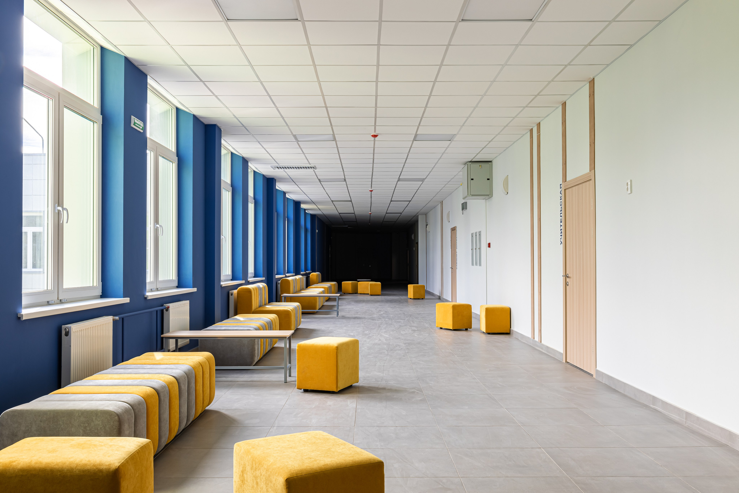 «Умная» школа № 74, г. Киров. Дизайнер Алина Вейнкрот. Иван Благушин. Интерьерный и архитектурный фотограф в Москве и Санкт-Петербурге