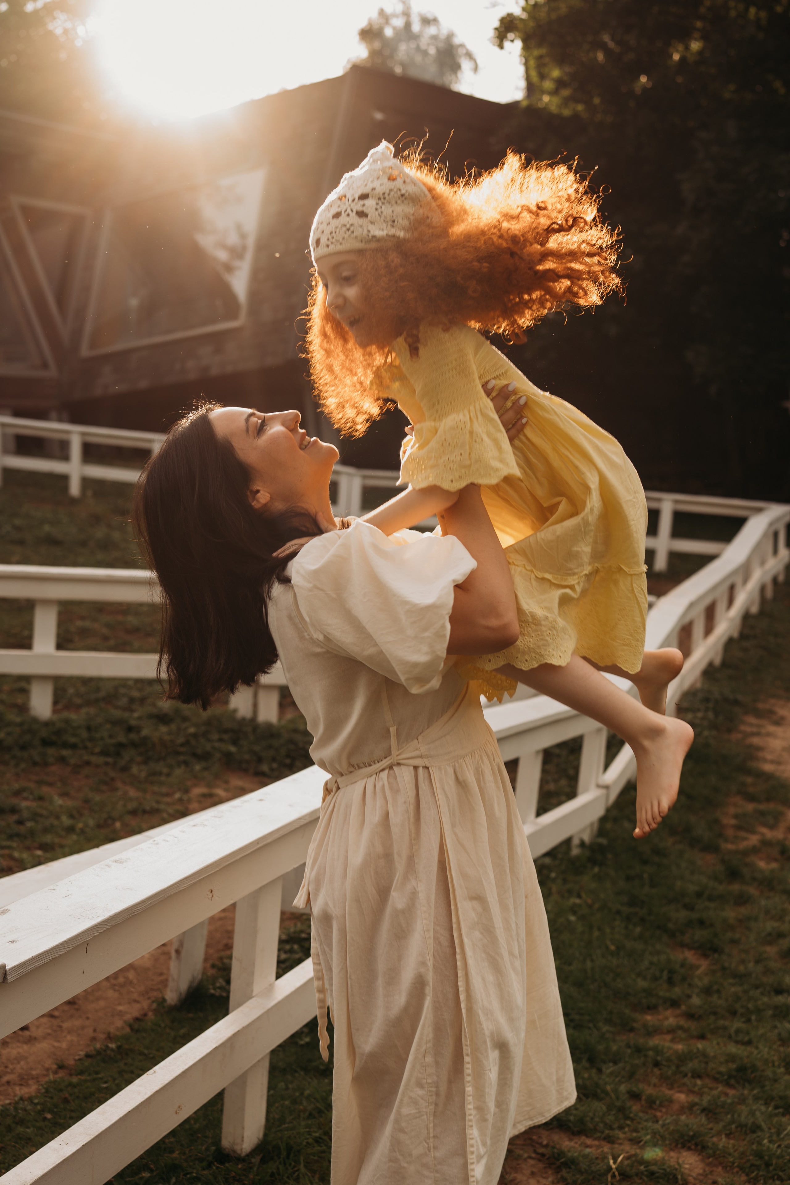 Ариана и семья