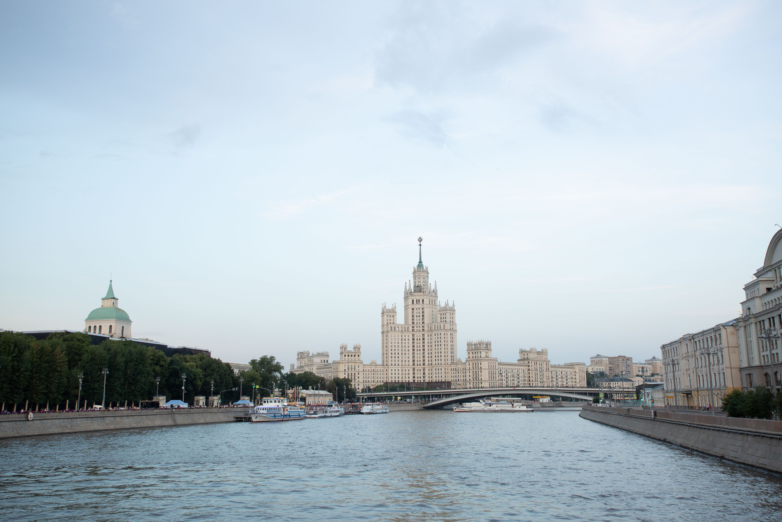 Dubai Vibes Intourist Cruise Party. Семейный и детский фотограф Анна Петракова