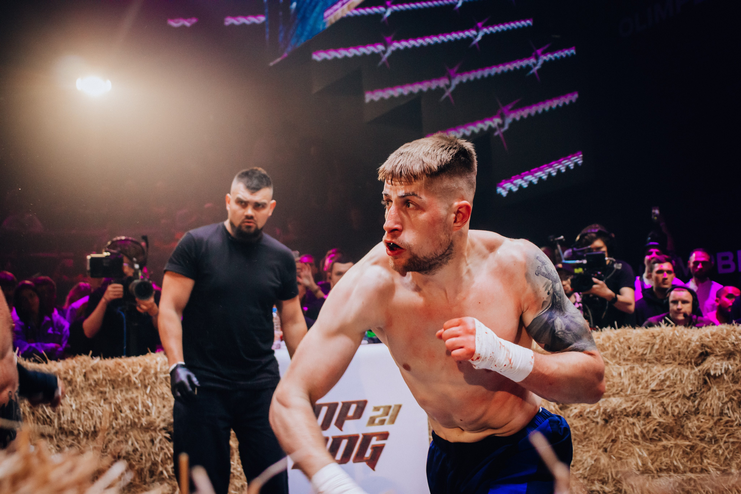 Кулачные бои TopDog. Анастасия Тен