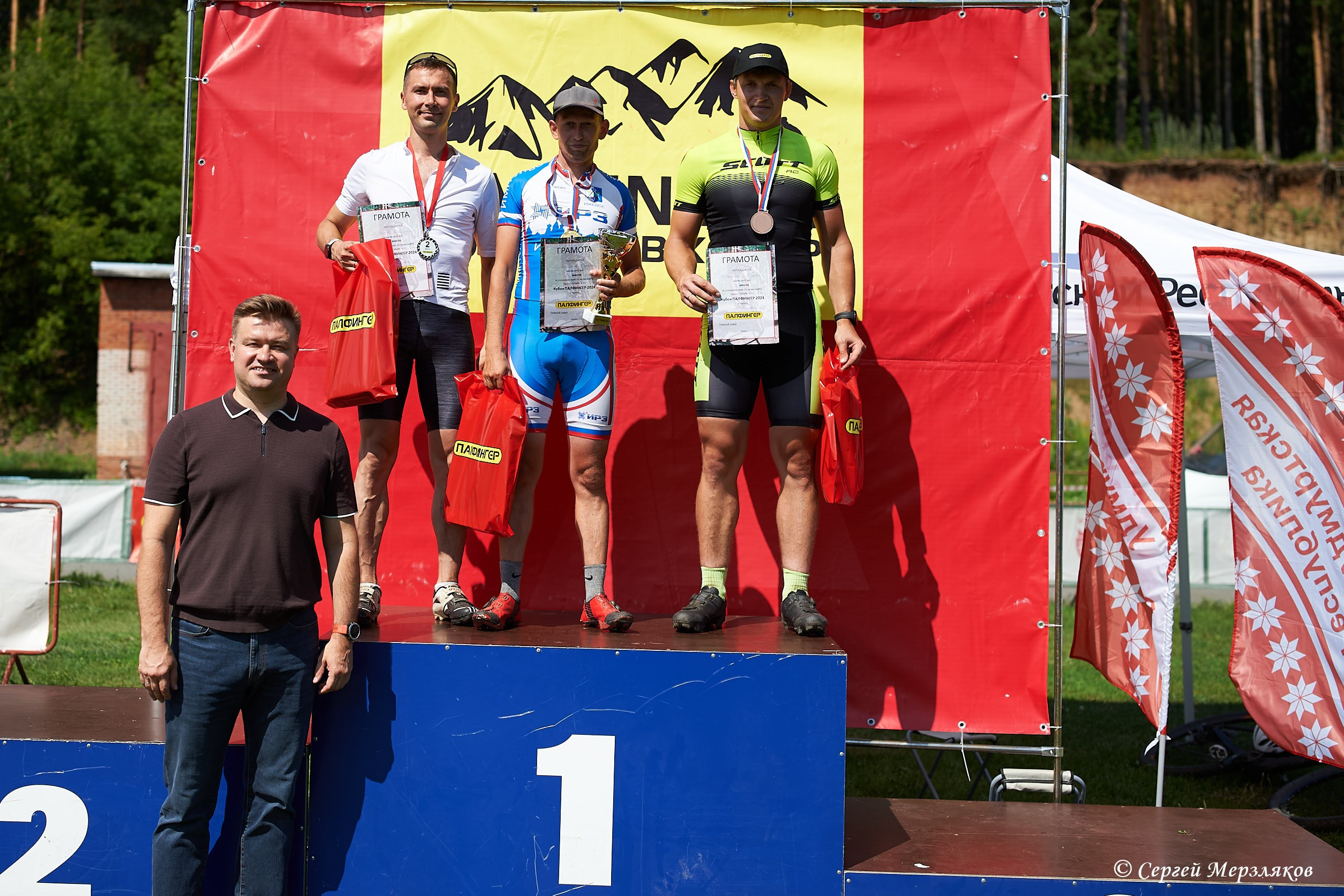 Кубок ПАЛФИНГЕР 2024 (MTB-XCO). Ижевск. 20.07.2024. Спортивный репортажный фотограф в Ижевске Сергей Мерзляков